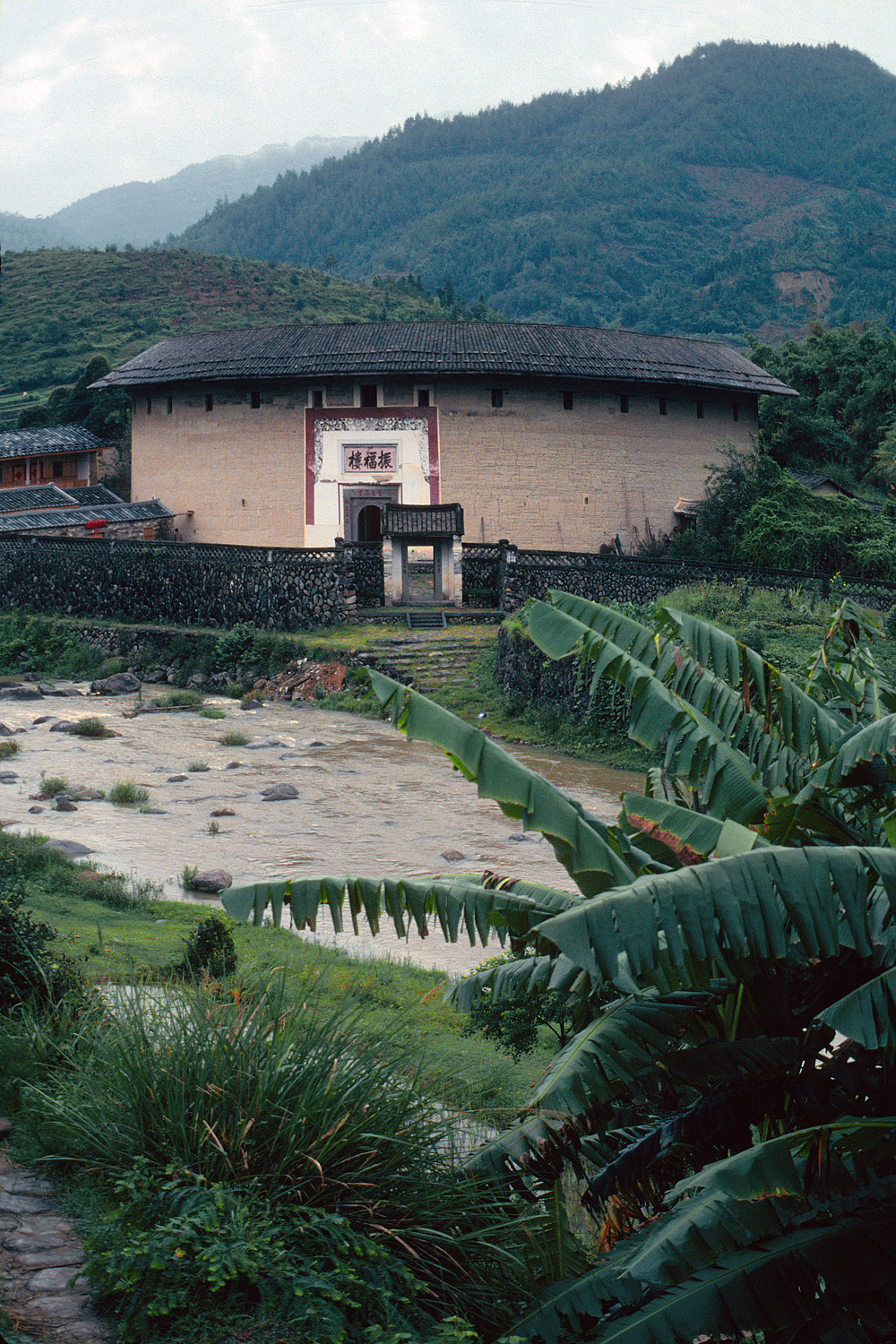 bill-hocker-clan-house-fujian-province-china-2002