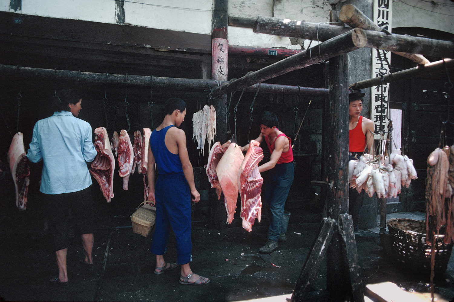 bill-hocker-butcher-shop-chengdu-sichuan-china-1981