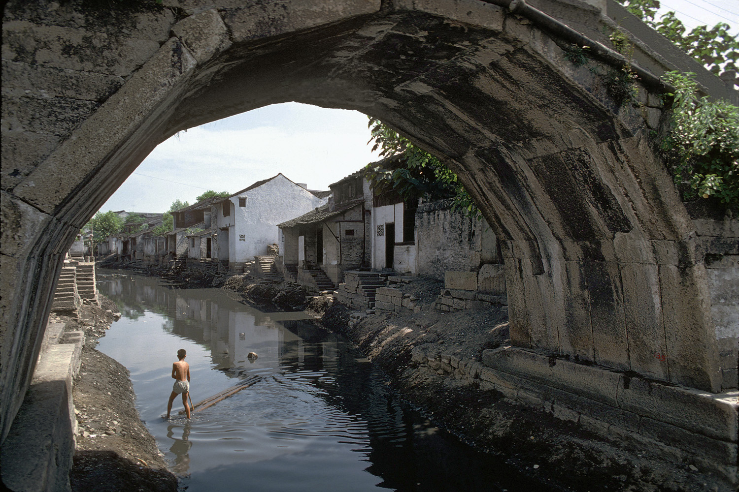 bill-hocker-guangning-bridge-shaoxing-china-1981