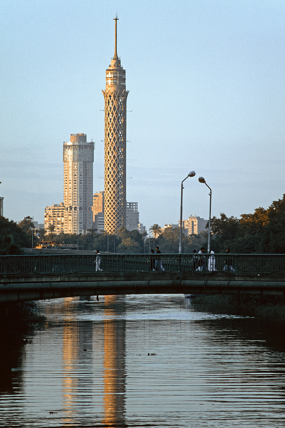 bill-hocker-cairo-tower-cairo-egypt-1998