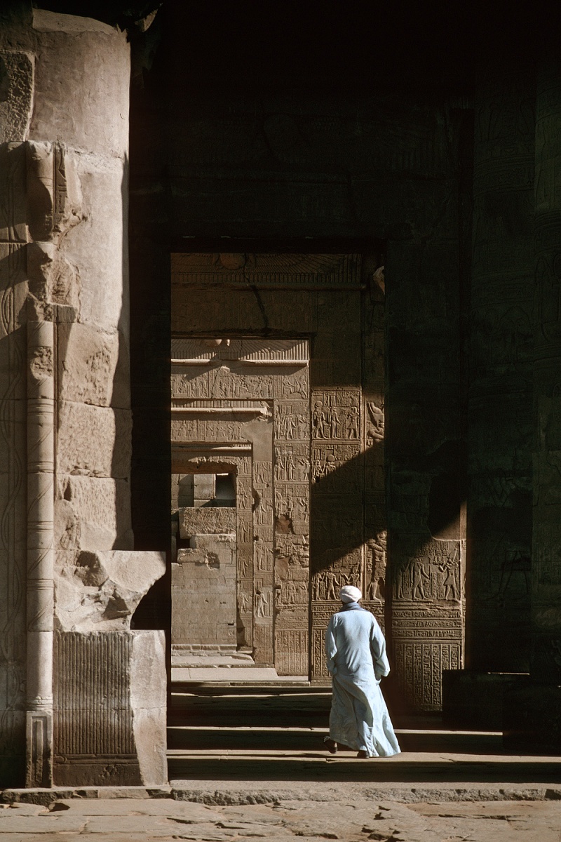 bill-hocker-temple-of-sobek-&-haroeris-kom-ombo-egypt-1998