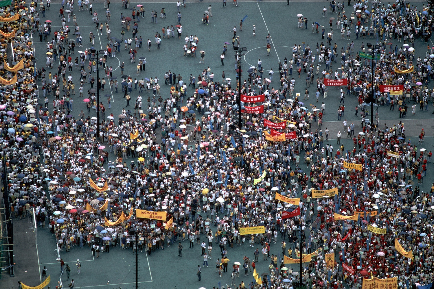 bill-hocker-union-rally-victoria-park-hong-kong-2002