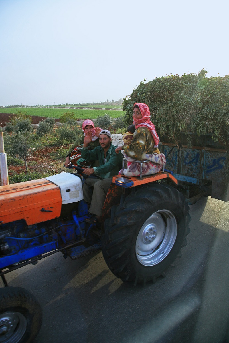 bill-hocker-tractor-syria-2008