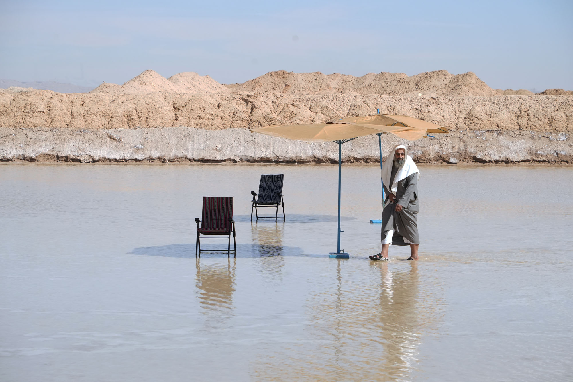 bill-hocker-al-qasab-salt-flats-al-qasab-saudi-arabia-2024