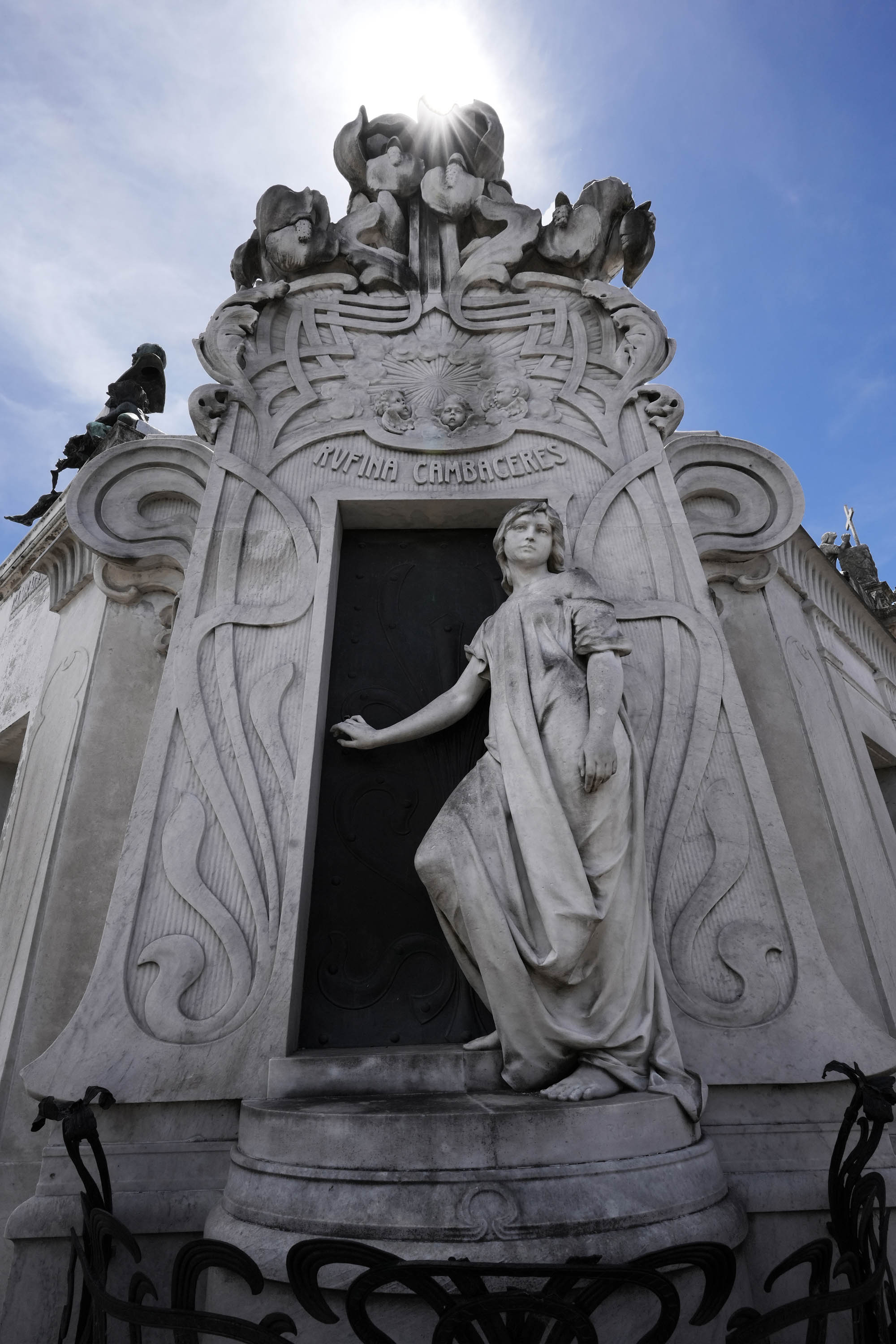 bill-hocker-recoleta-cemetery-buenos-aires-argentina-2024