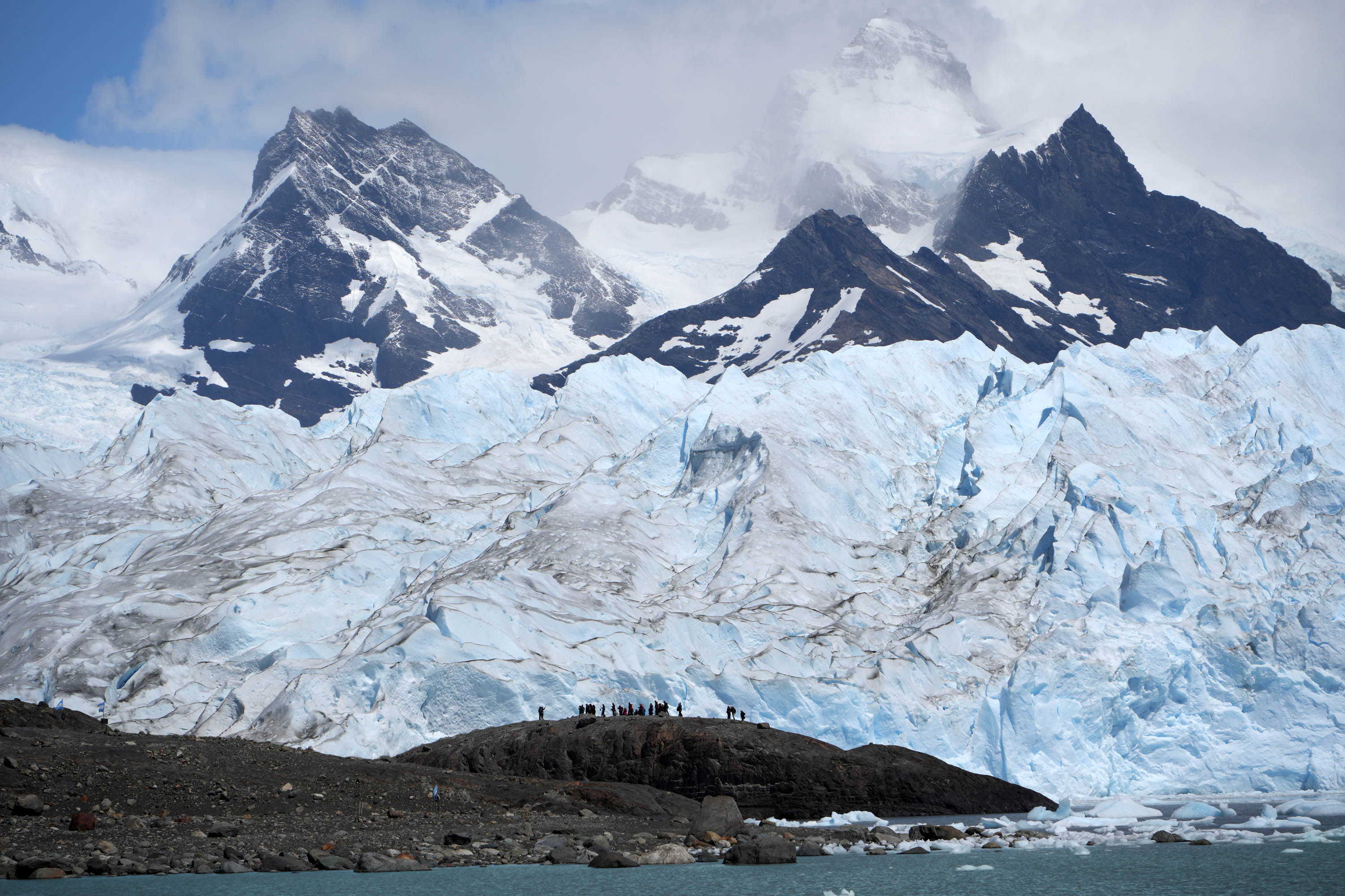 bill-hocker-perito-moreno-glacier-los-glaciares-national-park-patagonia-argentina-2025