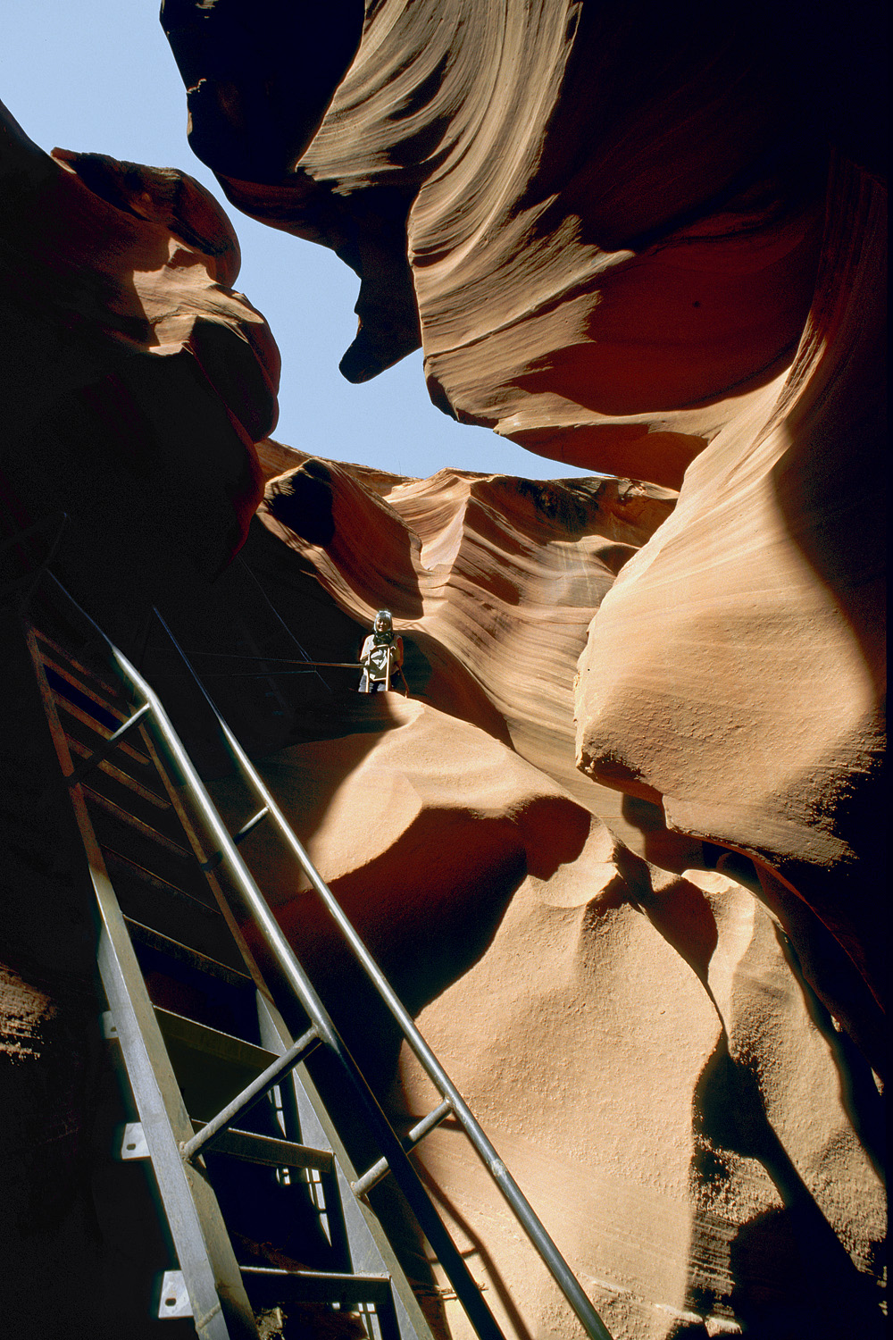 bill-hocker-exit-antelope-canyon-arizona-2006