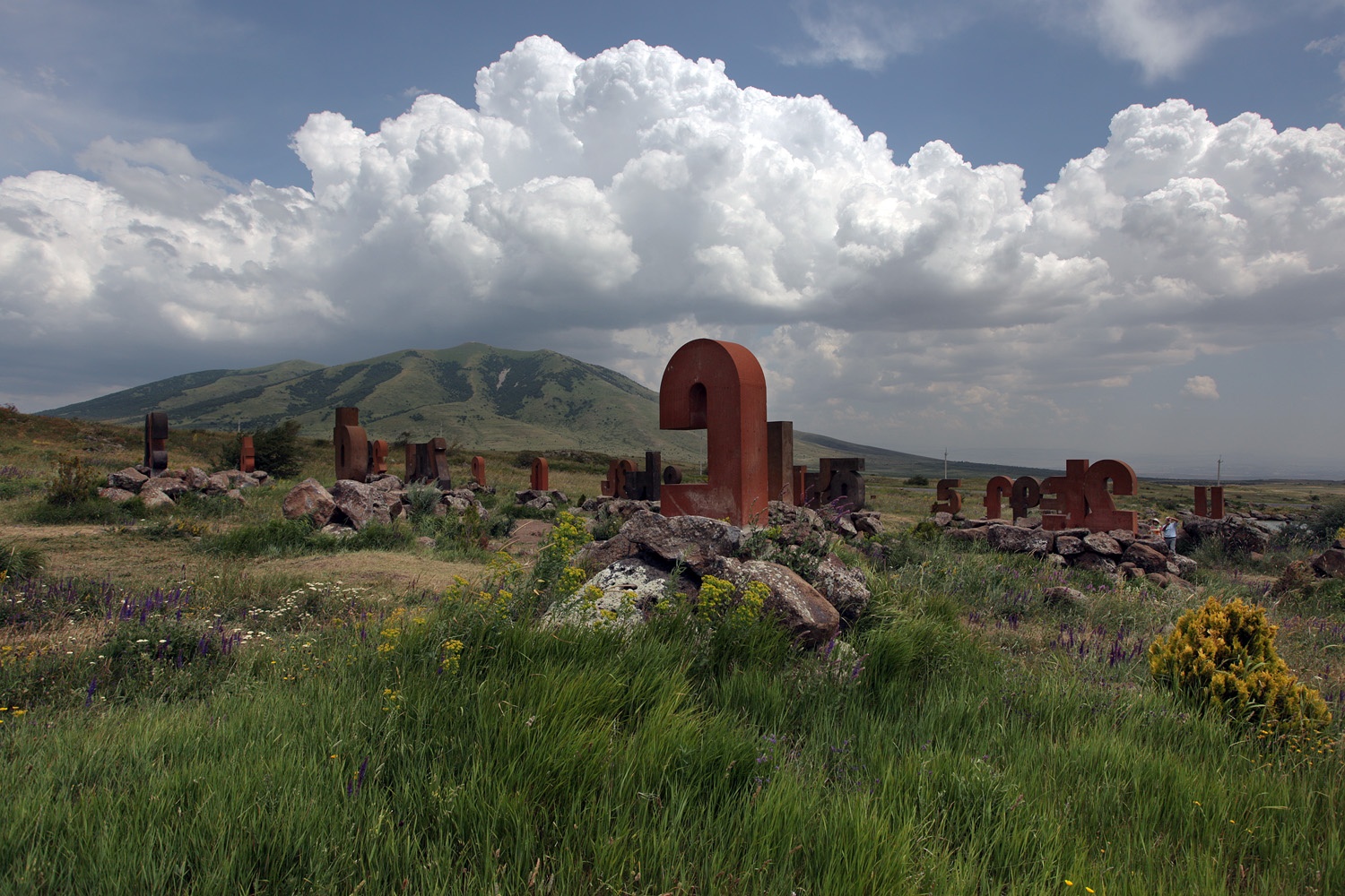 bill-hocker-road-to-mt-aragats-armenia-2013