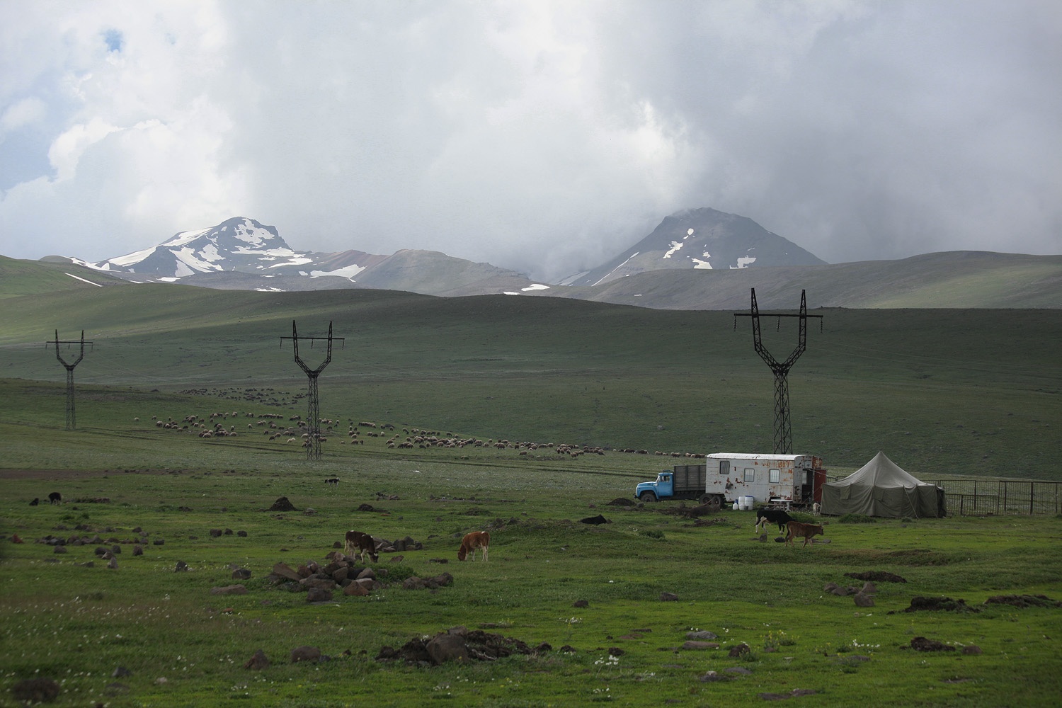 bill-hocker-yezdi-shepherds-mt--aragats-armenia-2013