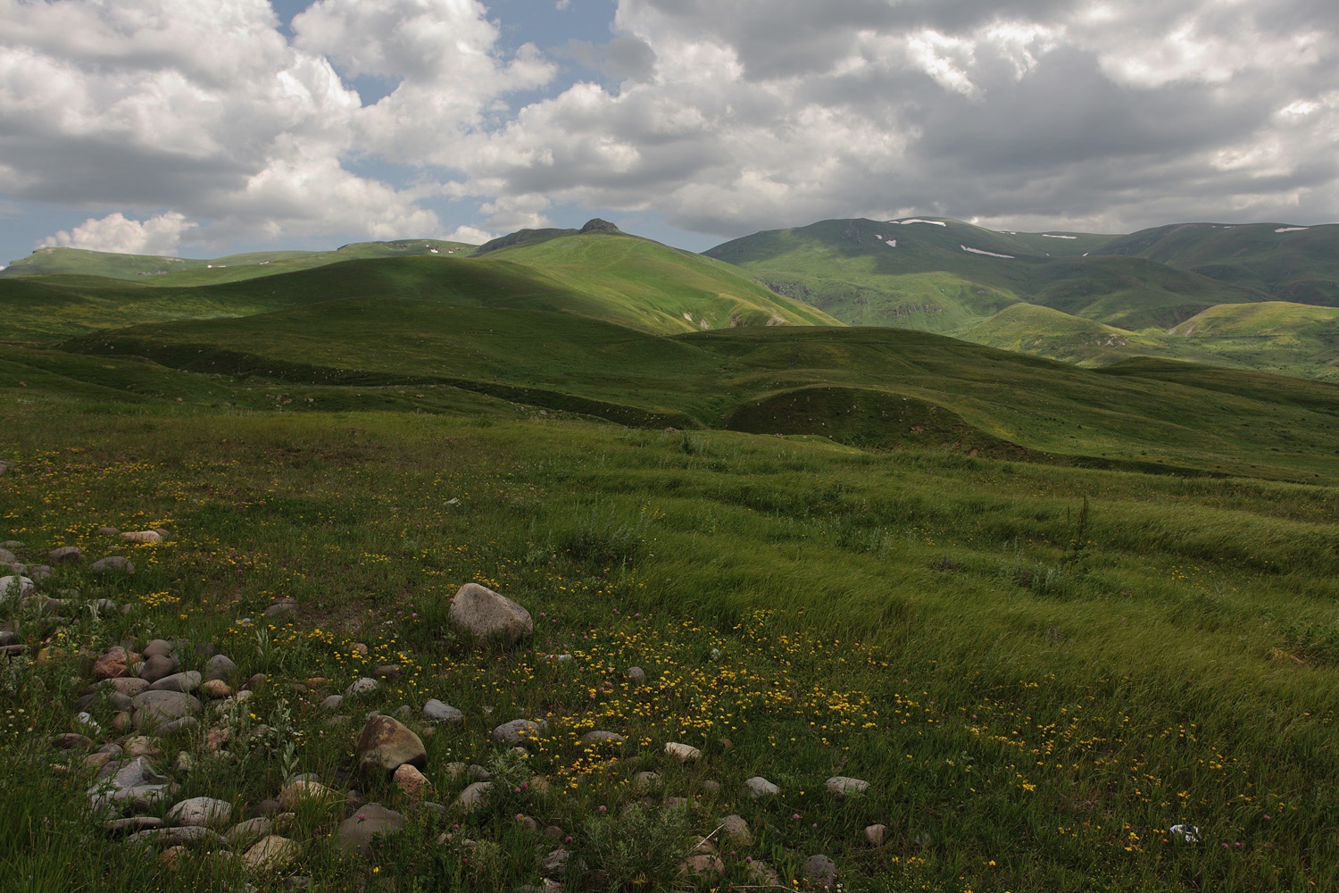 bill-hocker-vorotan-pass-armenia-2013