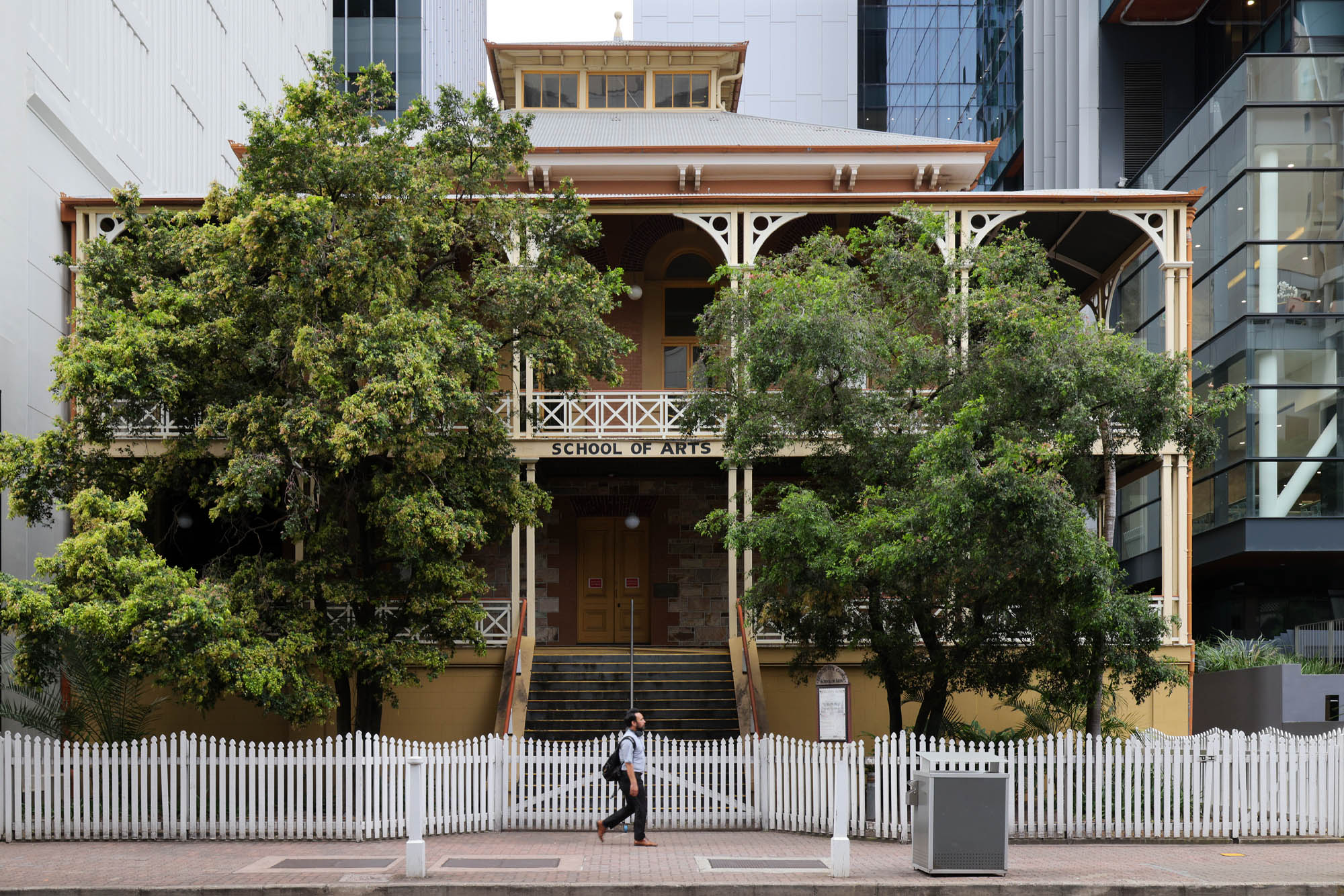 bill-hocker-school-of-arts-brisbane-queensland-australia-2022
