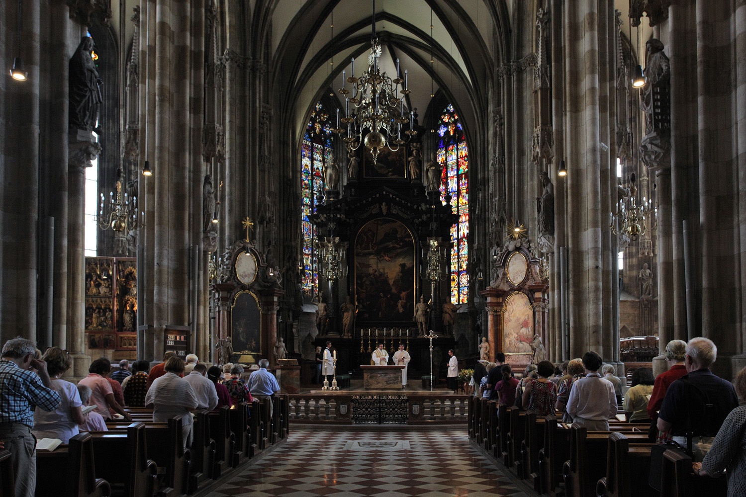 bill-hocker-st-stephen's-cathedral-vienna-austria-2013