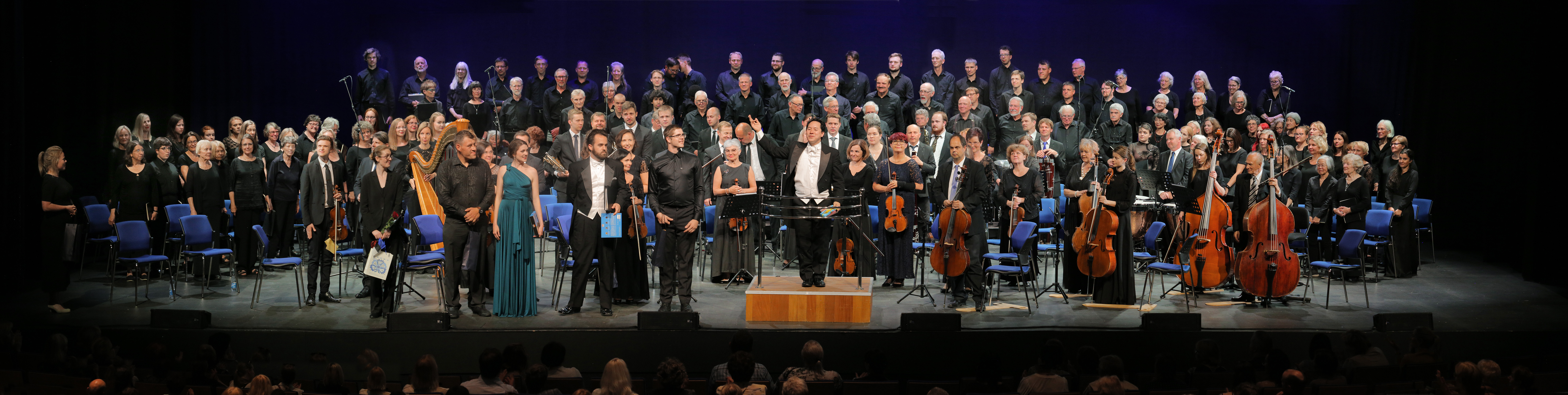 bill-hocker-ming-luke-and-julia-morris-are-joined-by-paul-purga-director-of-the-itl-mixed-choir-and-kaspar-mÃ¤nd-conductor-of--the-parmü-city-orchestra-alexela-concert-hall-tallinn-estonia-2019