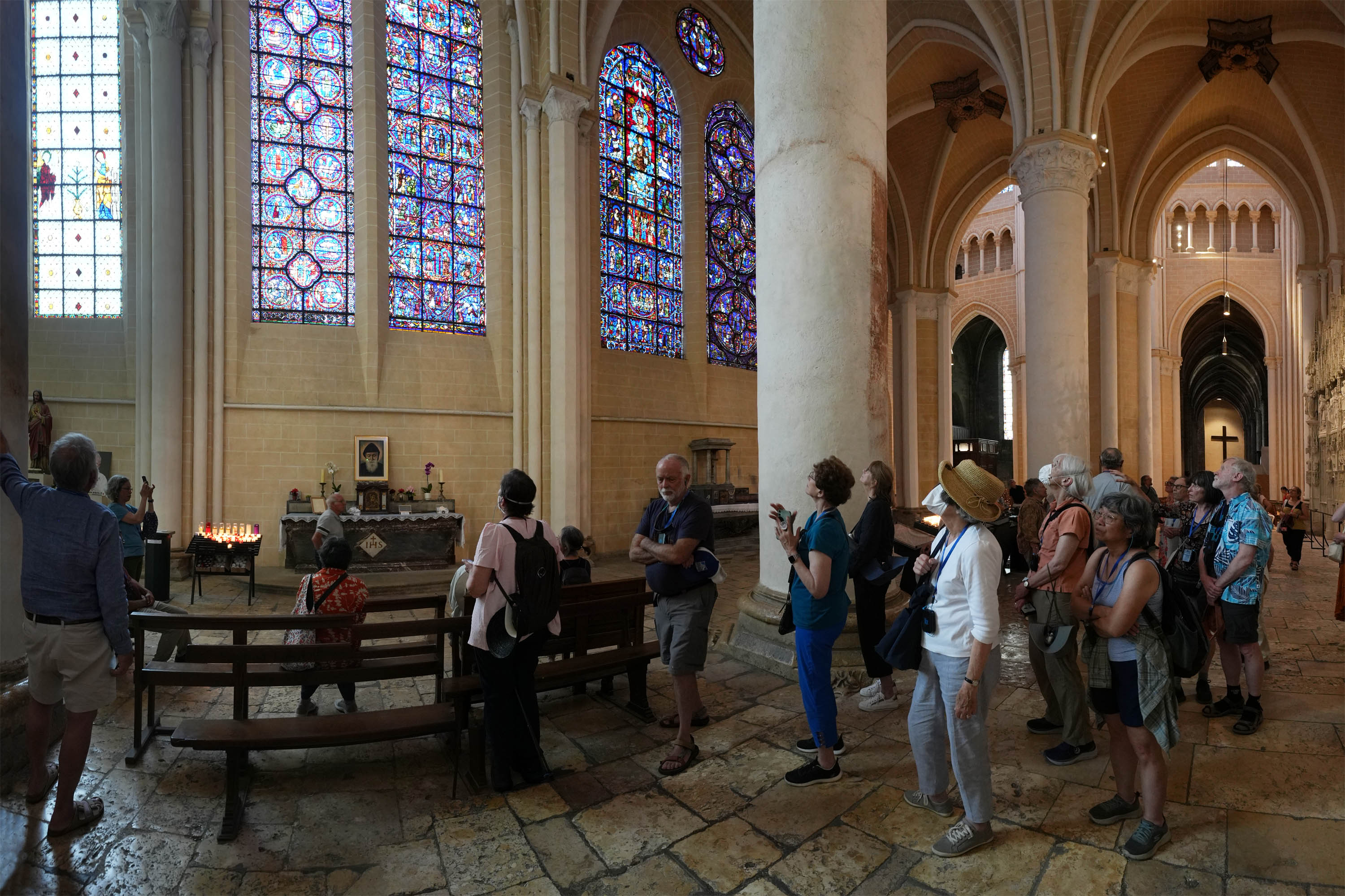 e25-bccoatchartres