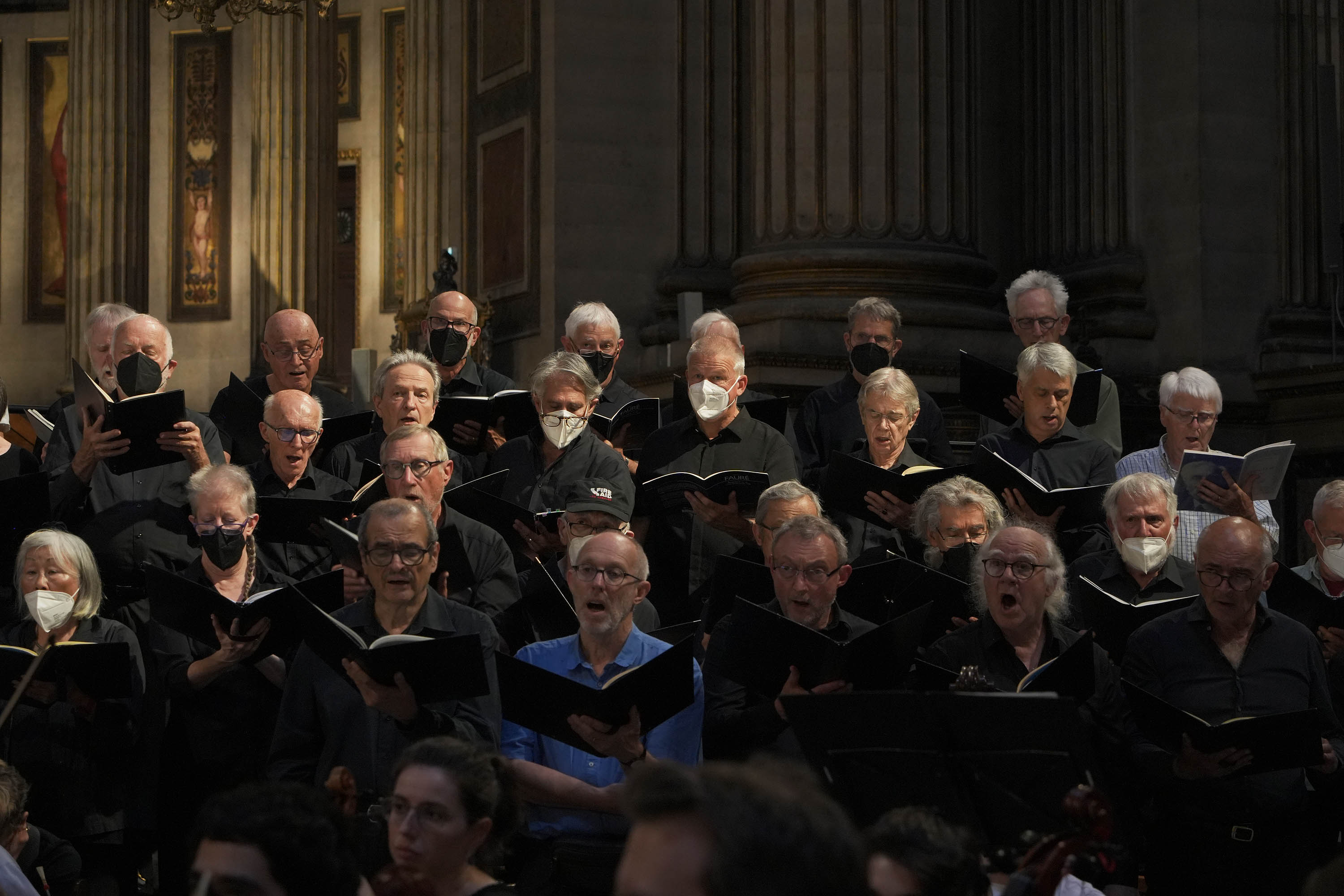 bill-hocker-rehearsal-bcco-and-choeur-de-paris-bcco-france-concert-tour-Église-sainte-marie-madeleine-paris-france-2025