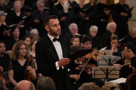 Baritone Simon Barrad
BCCO France Concert Tour
Église de Notre Dame
Versailles, France