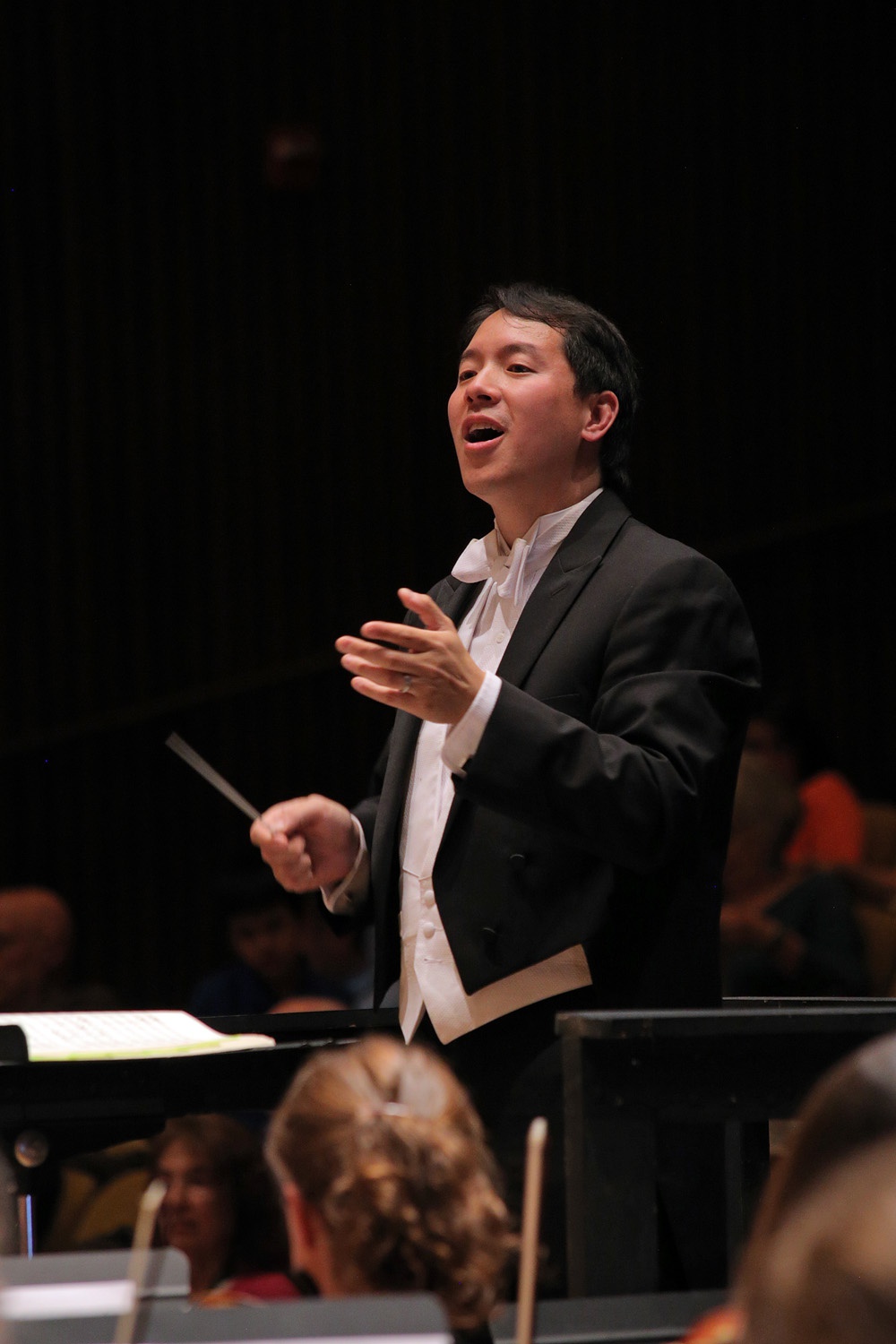 bill-hocker-ming-luke-conductor-bcco-spring-concert-hertz-hall-berkeley-california-2017