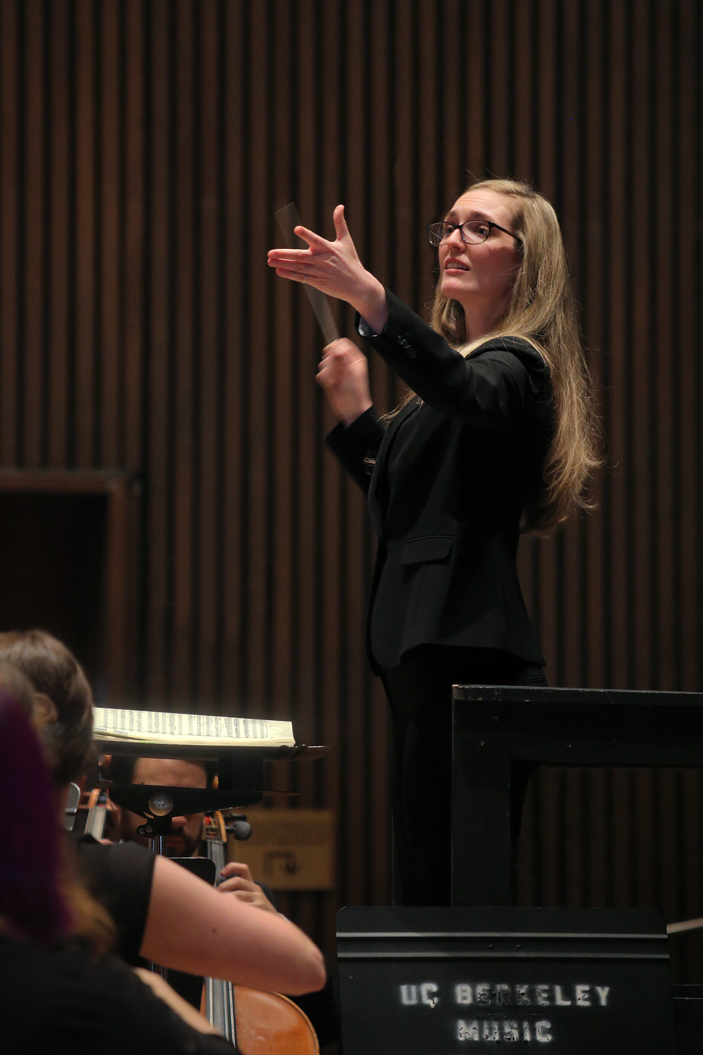 bill-hocker-julia-morris-assistant-conductor-hertz-hall-berkeley-california-2019