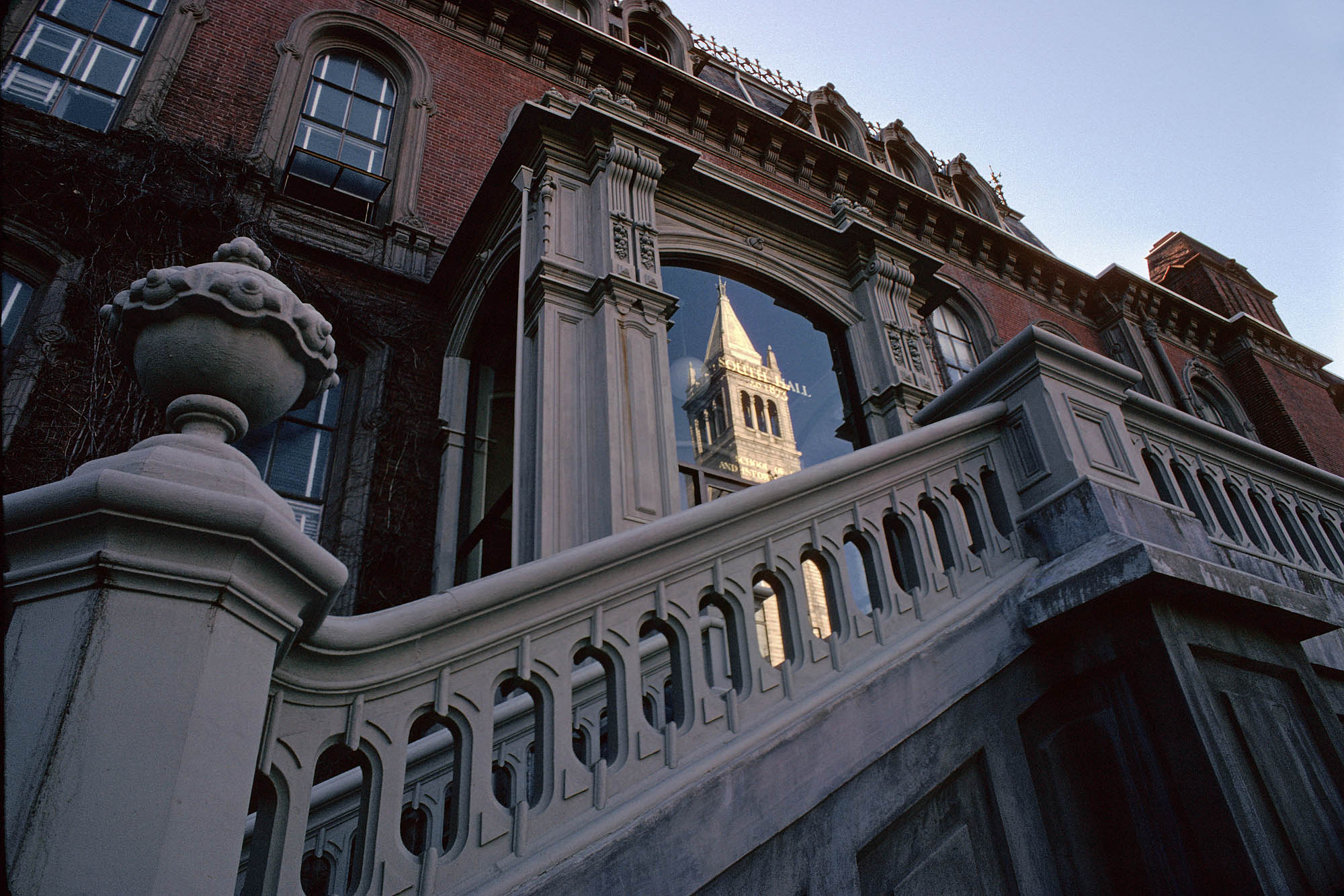 bill-hocker-south-hall-uc-berkeley-berkeley-california-1975