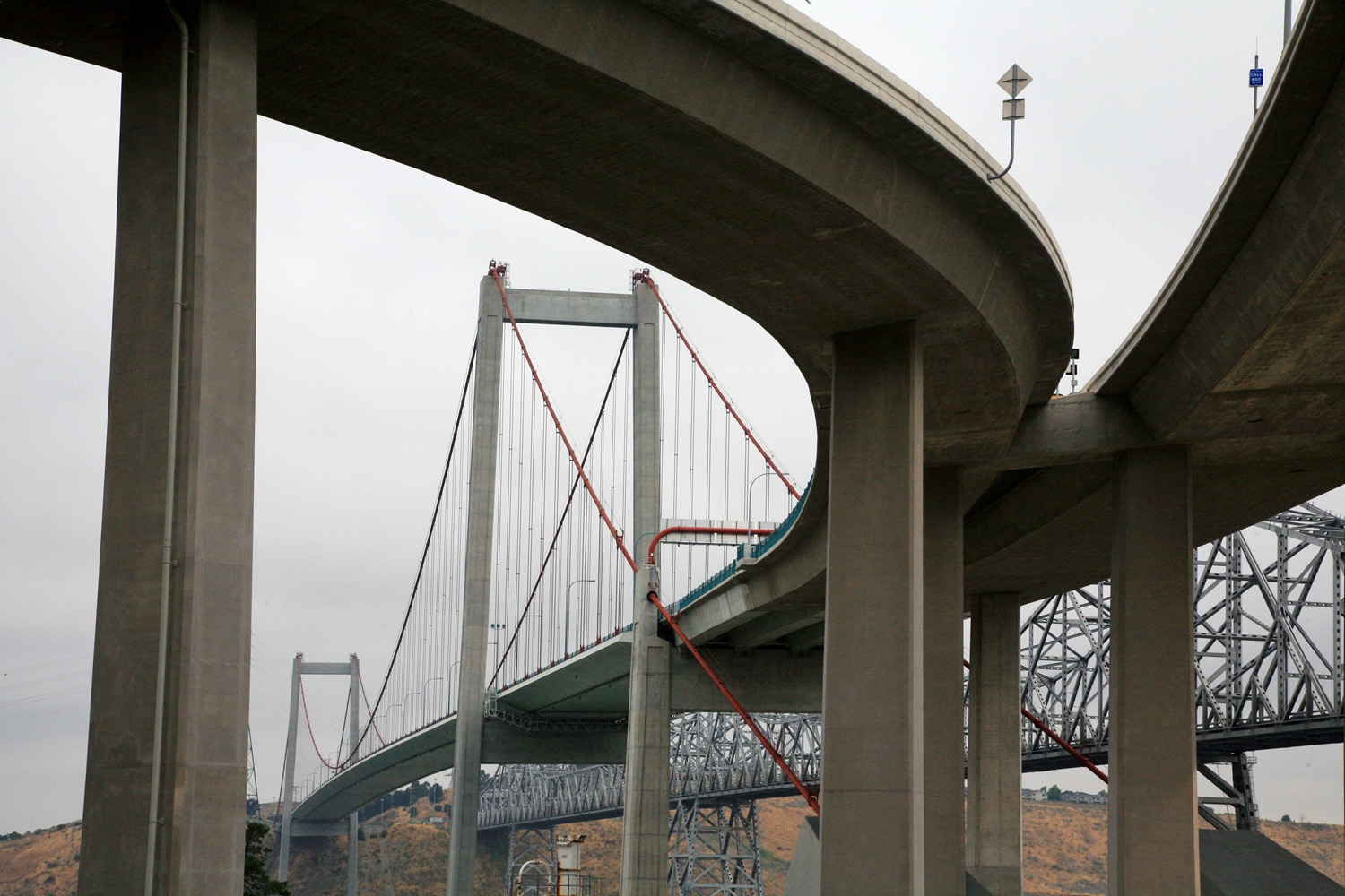 bill-hocker-carquinez-bridge-crockett-california-2008