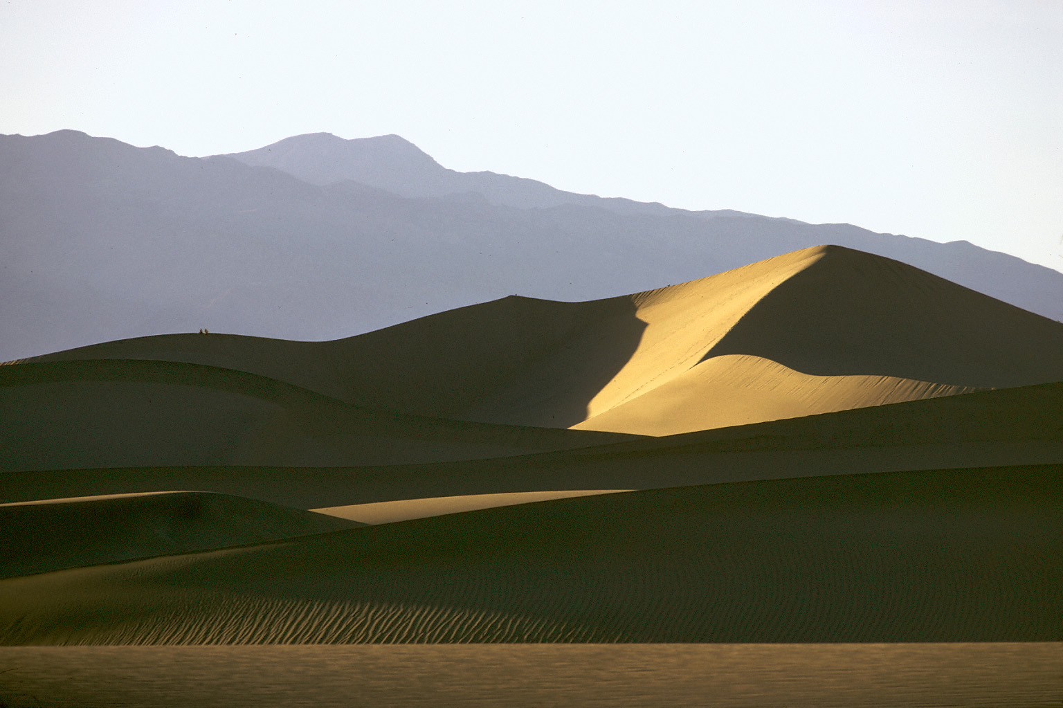 bill-hocker-dunes-death-valley-california-1974