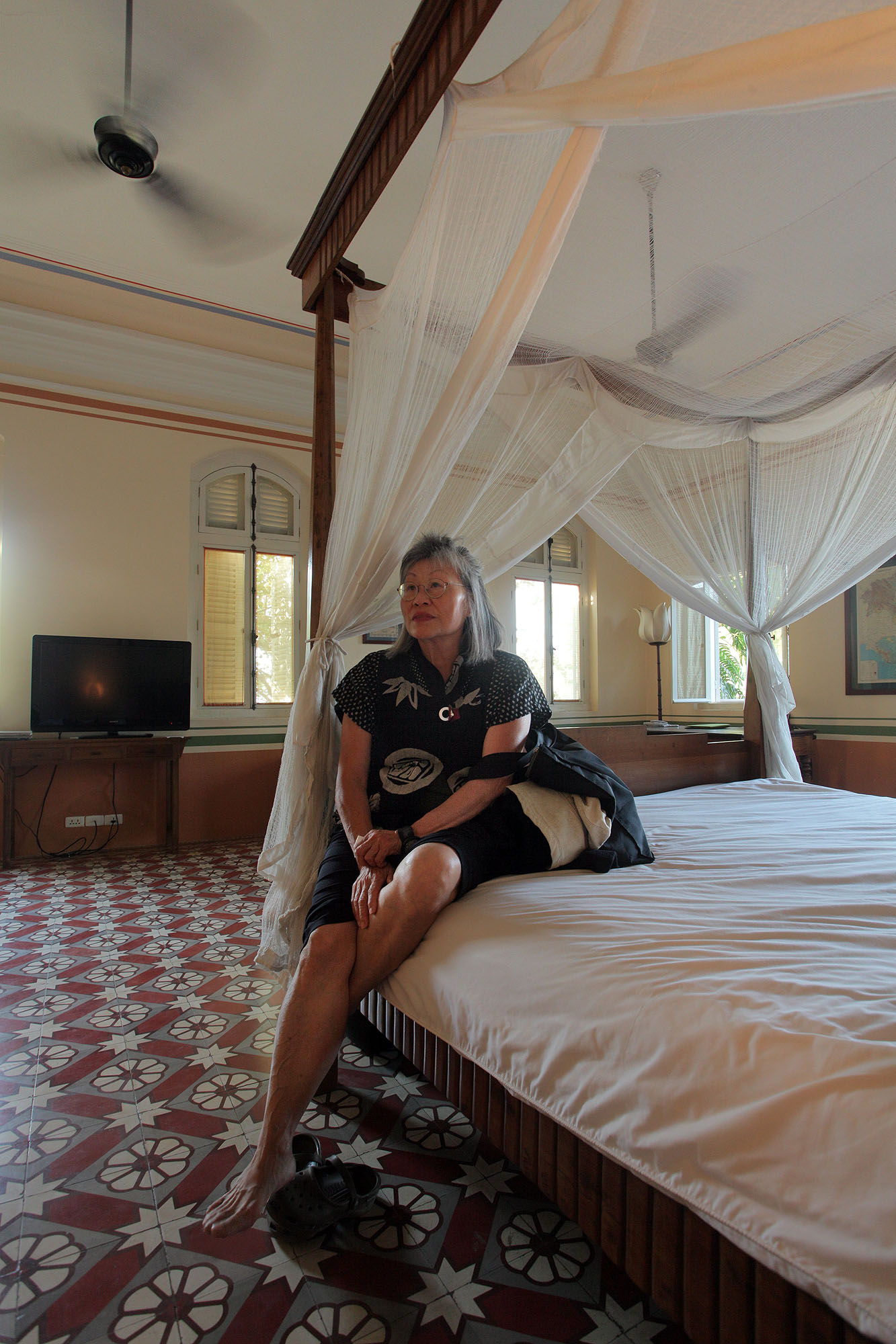 bill-hocker-mui-la-vill-hotel-battambang-cambodia-2010
