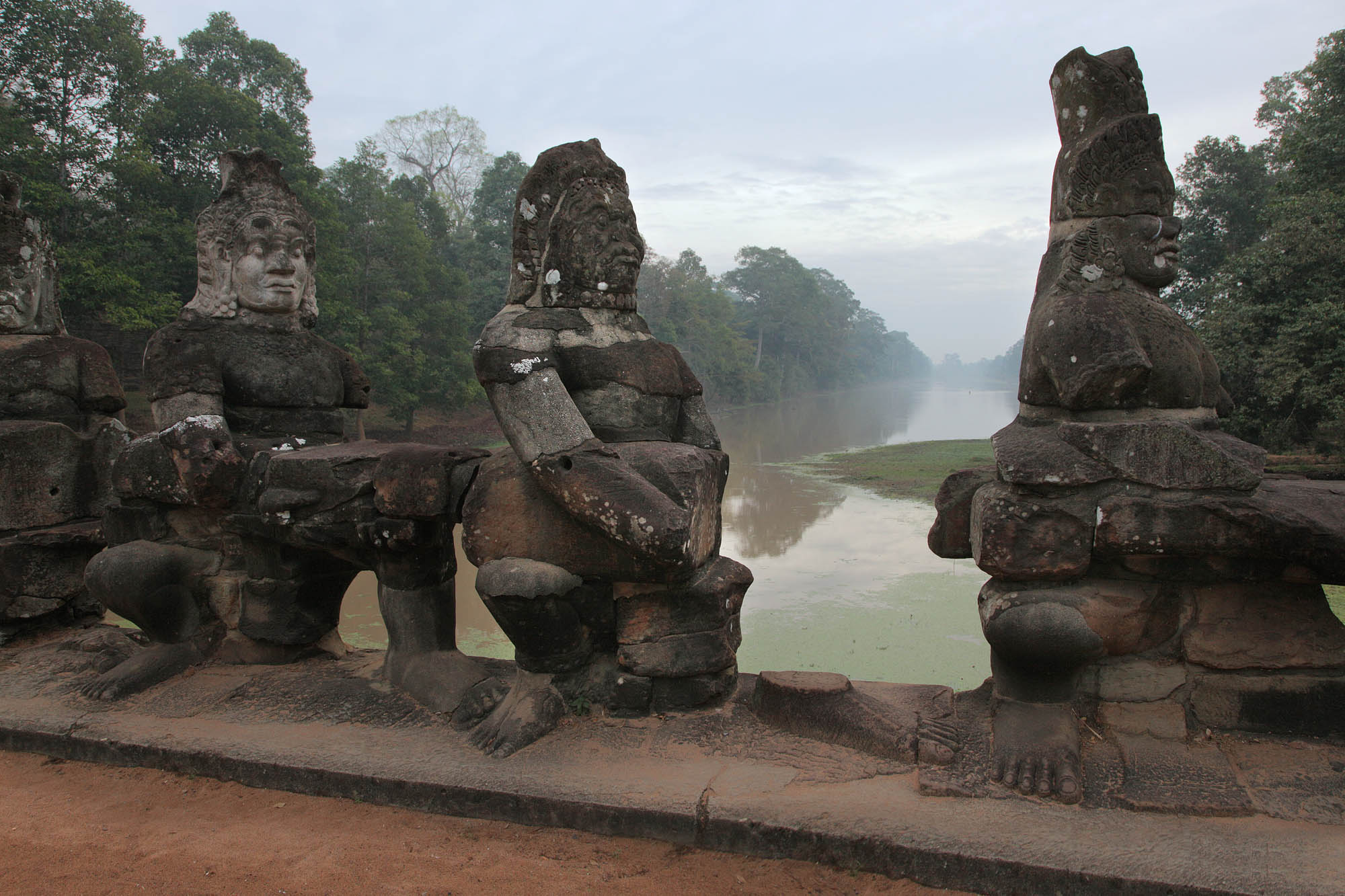 bill-hocker-angkor-thom-causway-moat--angkor-cambodia-2010