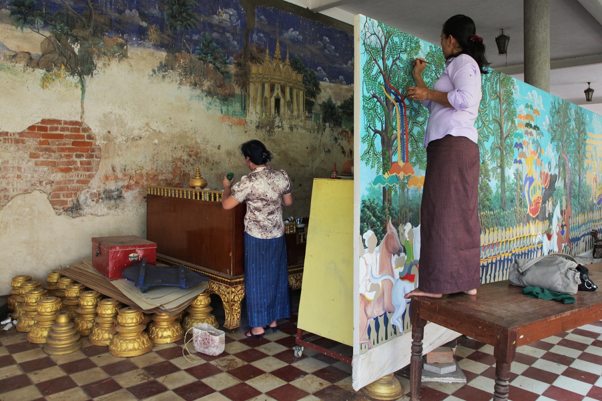 bill-hocker-murals-old-and-new-royal-palace-phnom-penh-cambodia-2010