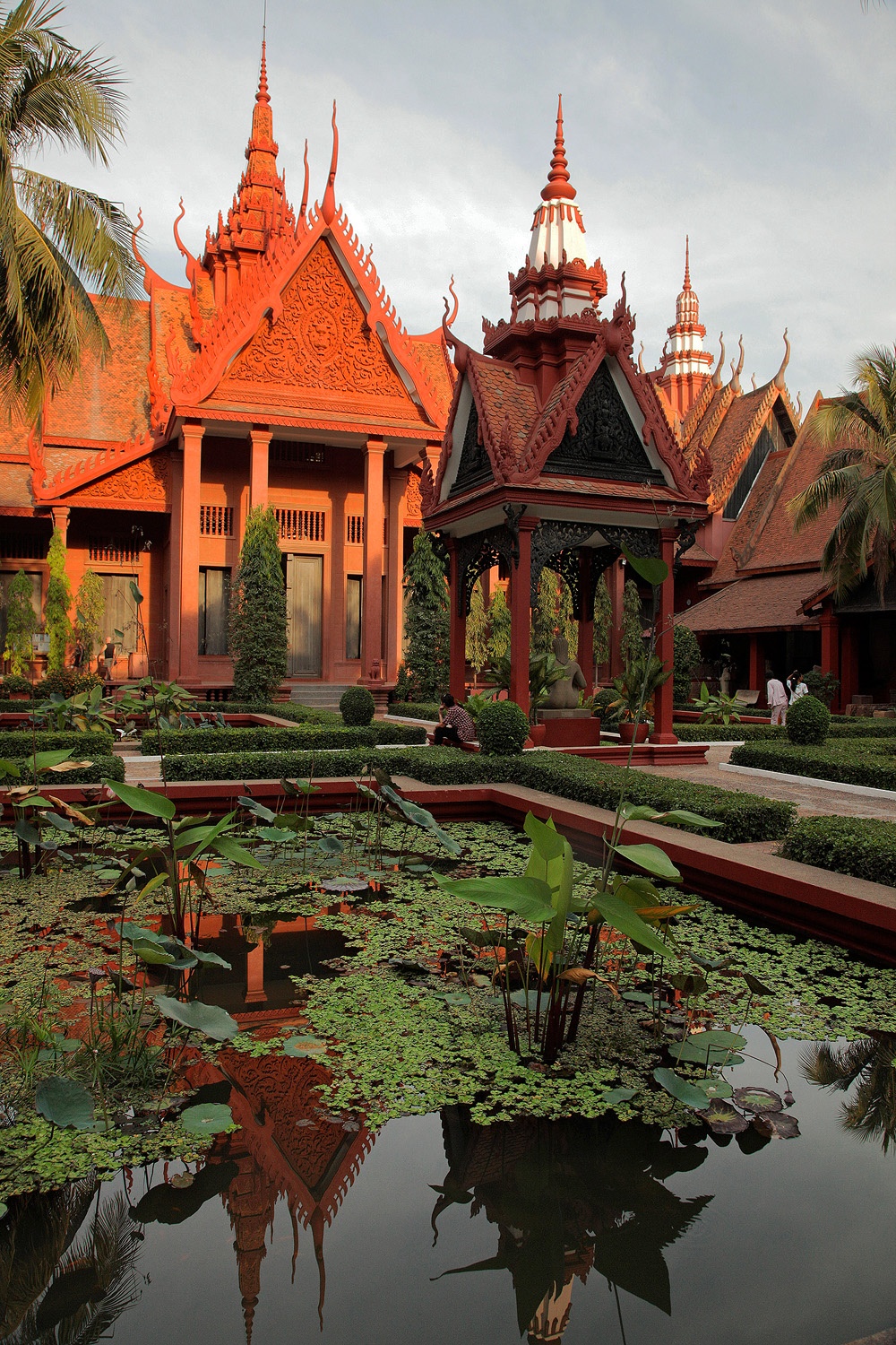 bill-hocker-national-museum-courtyard-phnom-penh-cambodia-2010