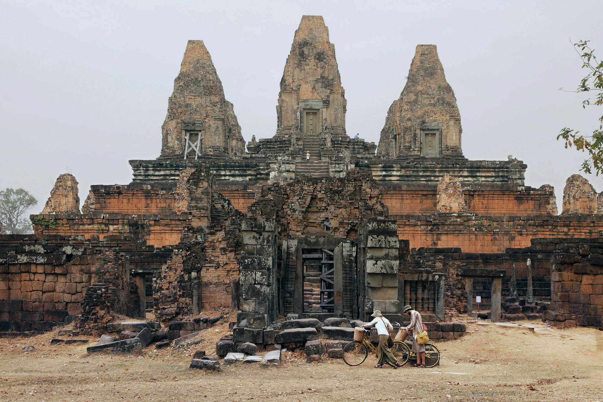 bill-hocker-pre-rup-angkor-cambodia-2010