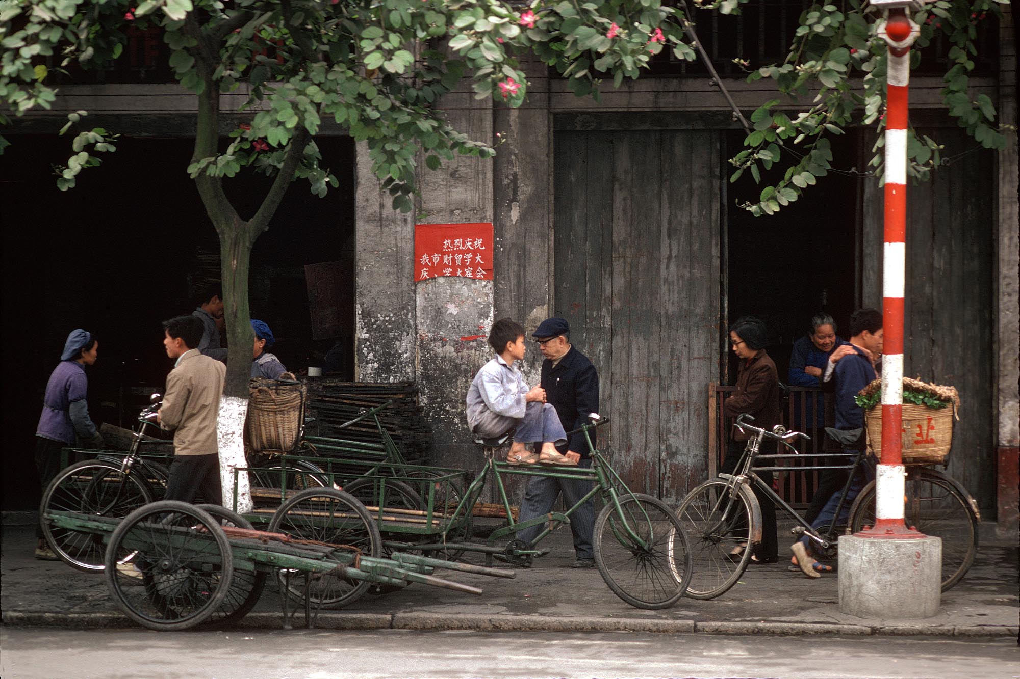 bill-hocker-guangzhou-china-1979