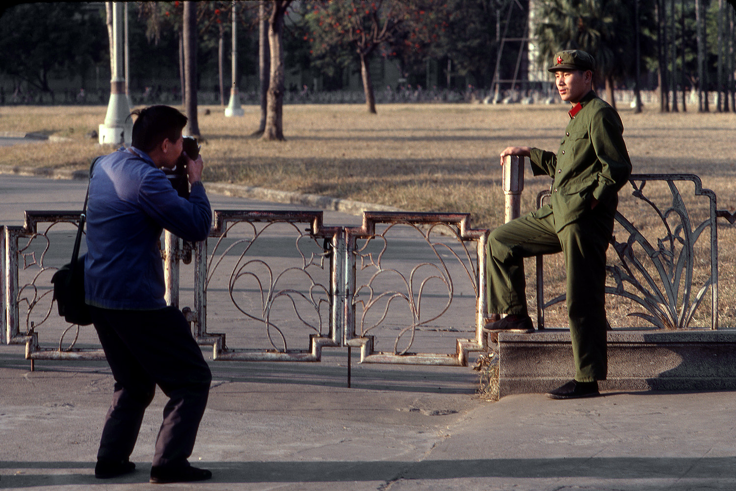 bill-hocker-guangzhou-china-1979