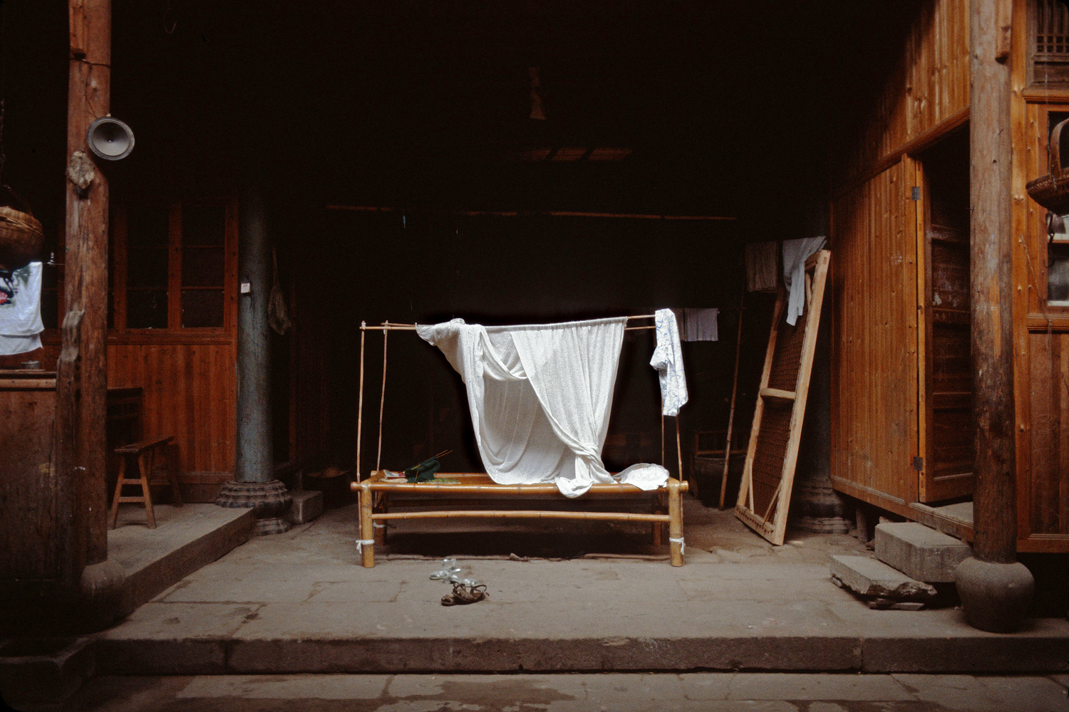 bill-hocker-tong-mu-village-anhui-china-(mui-ho)-1981