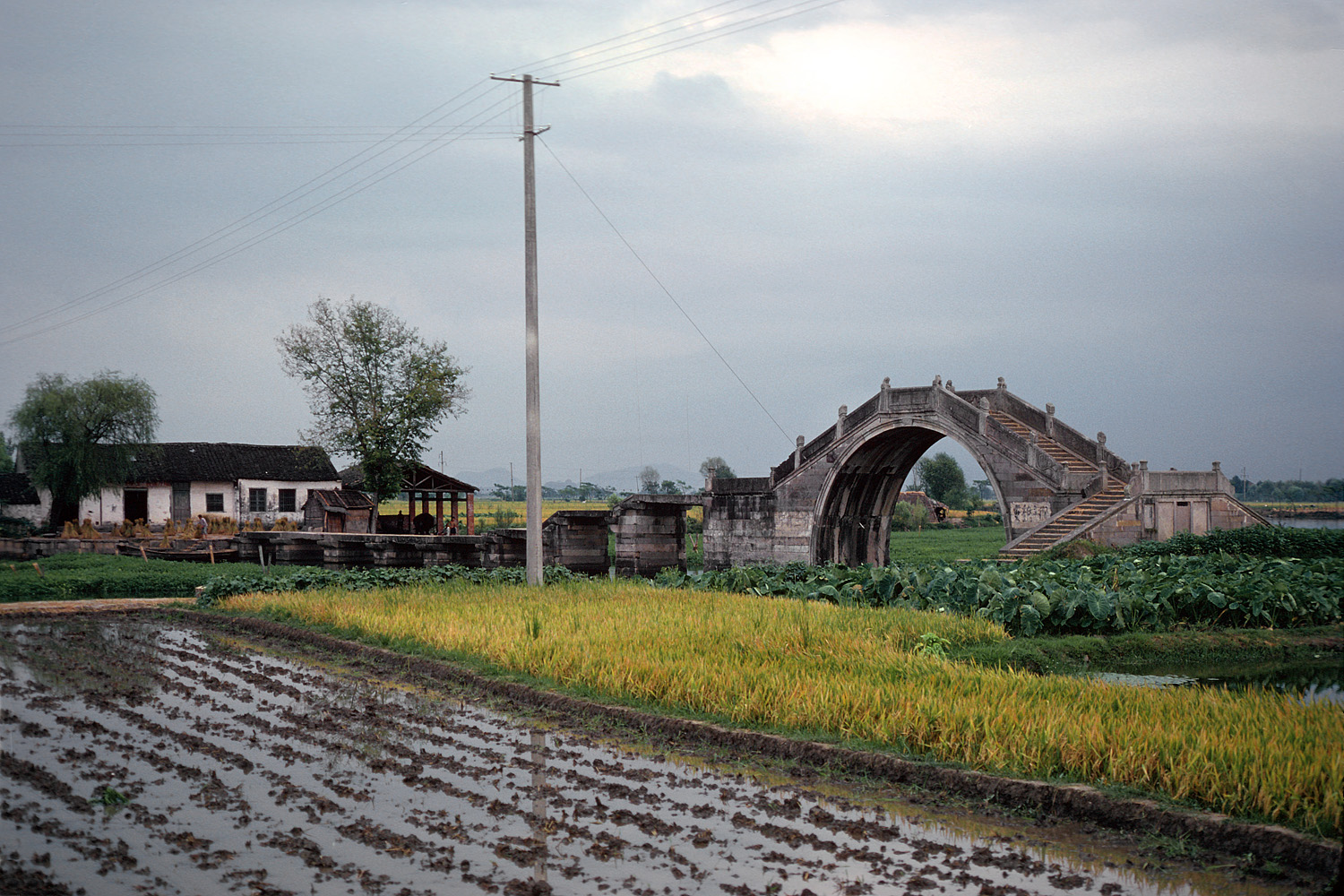 bill-hocker-taiping-bridge-shaoxing-zhejiang-china-1981