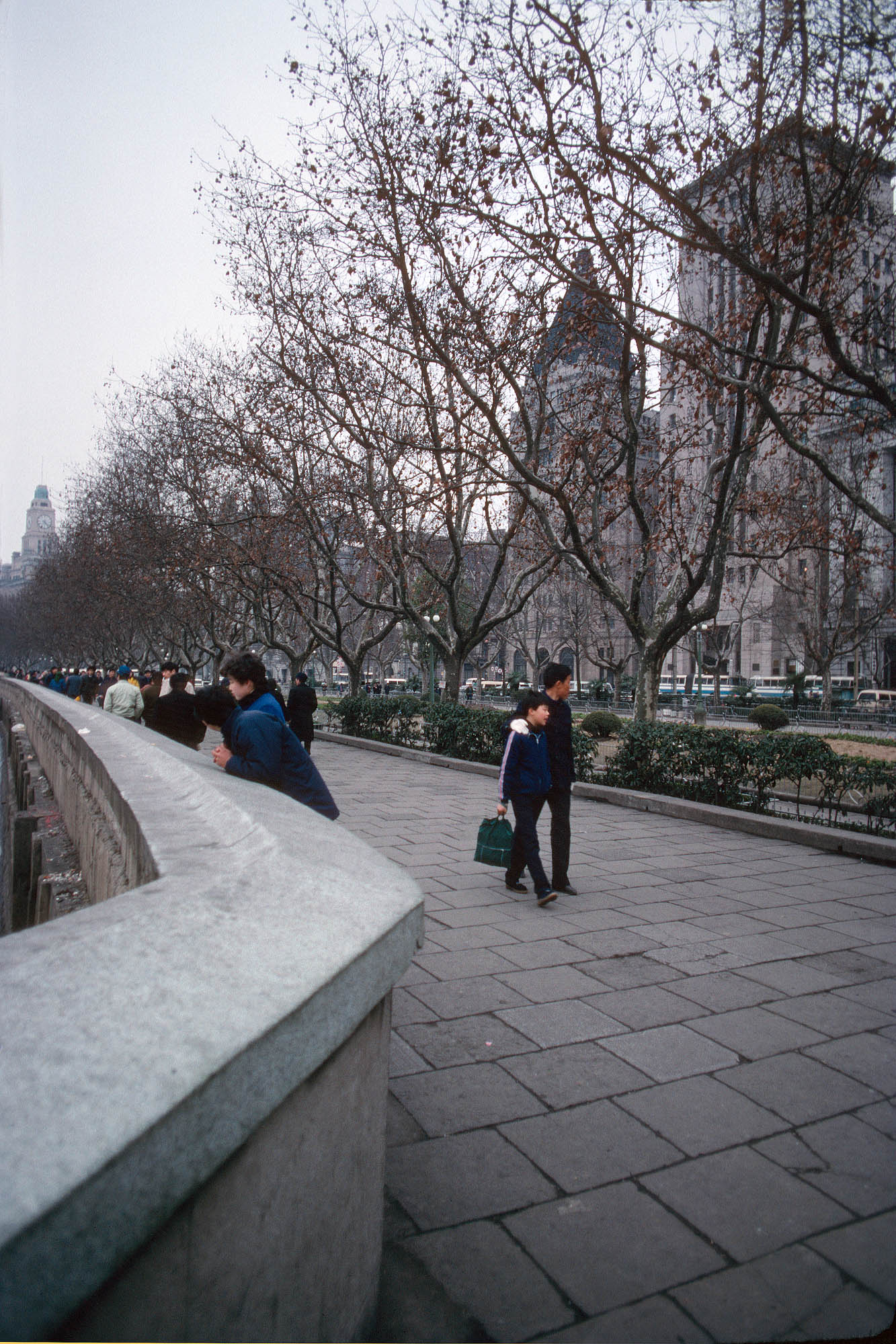 bill-hocker-the-bund-shanghai-china-1988