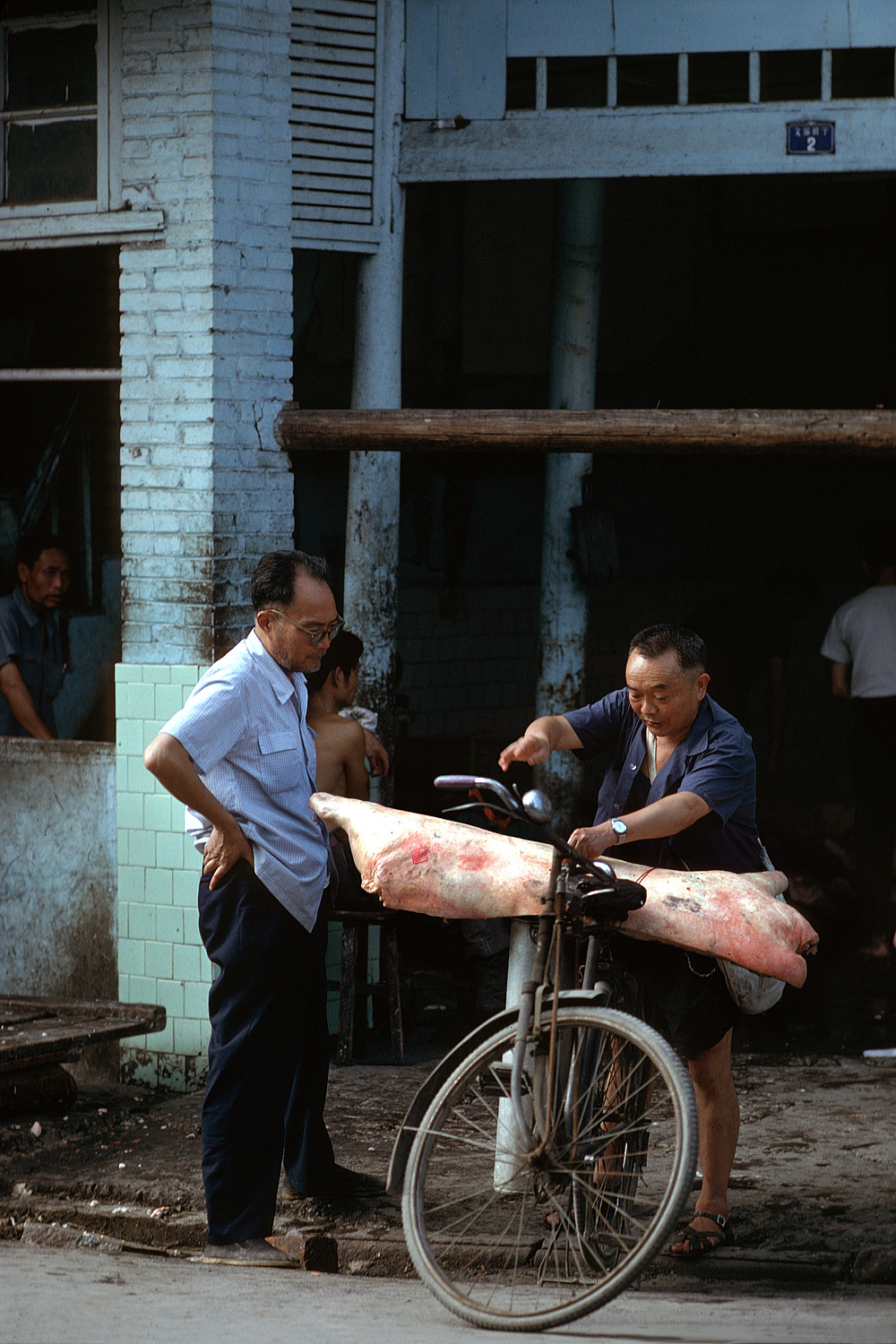 bill-hocker-meat-chengdu-china-1981
