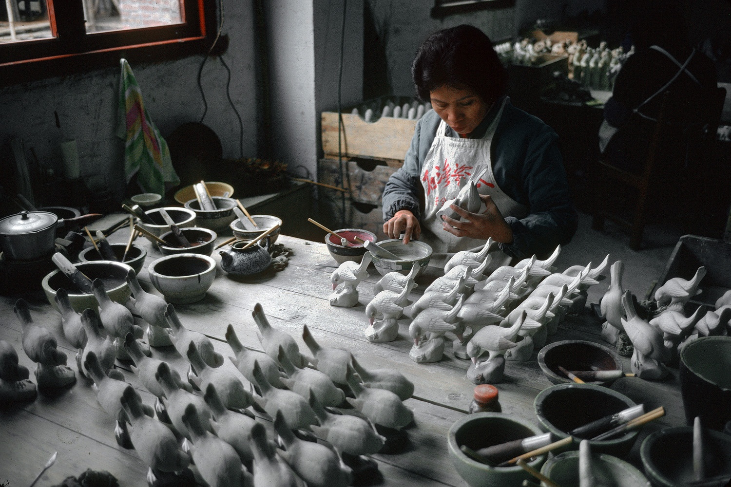bill-hocker-ceramic-factory-fushan-china-1979