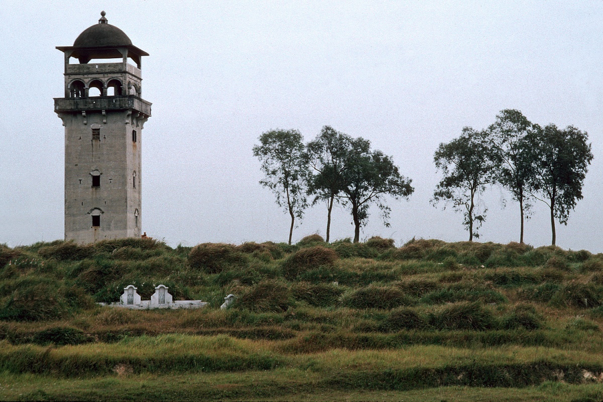 bill-hocker-campanile-style-guangdong-china-1996