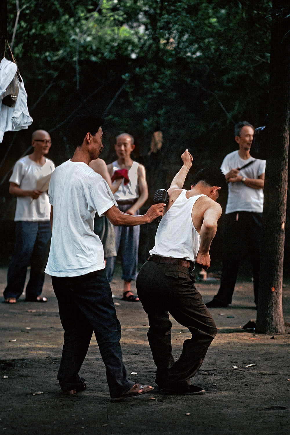 bill-hocker-chi-gong-chengdu-sichuan-china-1981