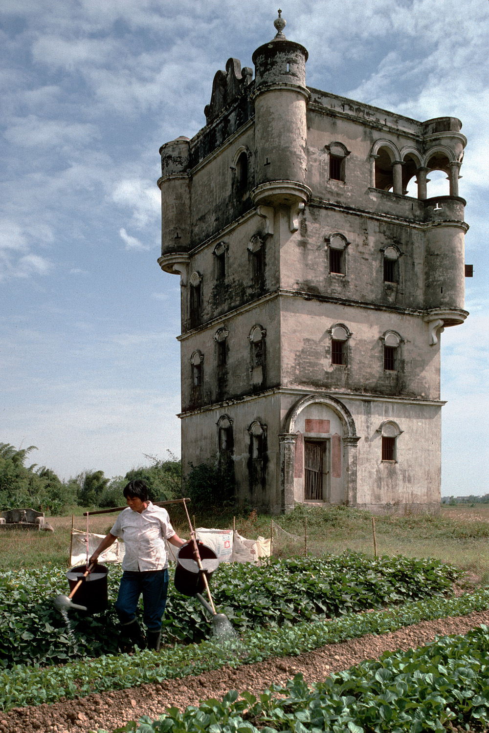 bill-hocker-with-tall-turrets-guangdong-china-1996