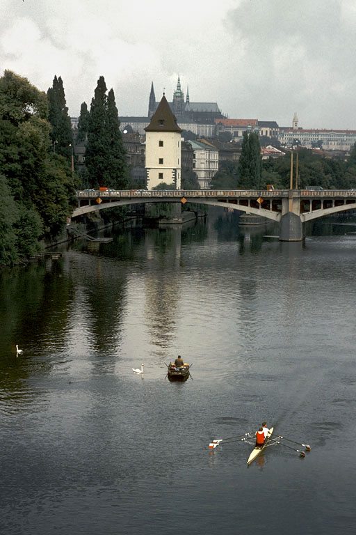 bill-hocker-vltava-river-prague-czech-republic-1995