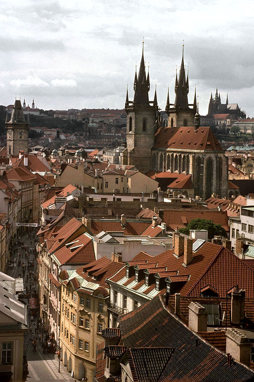 bill-hocker-townscape-prague-czech-republic-1995