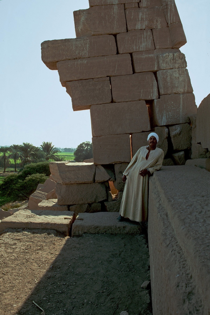 bill-hocker-temple-of-seti-i-theban-necropolis-egypt-1998