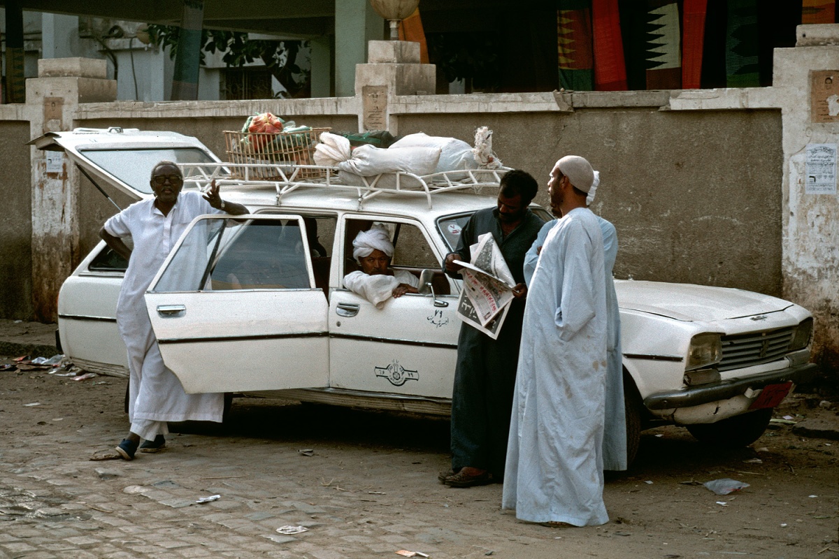 bill-hocker-long-distance-taxi-cairo-egypt-1998