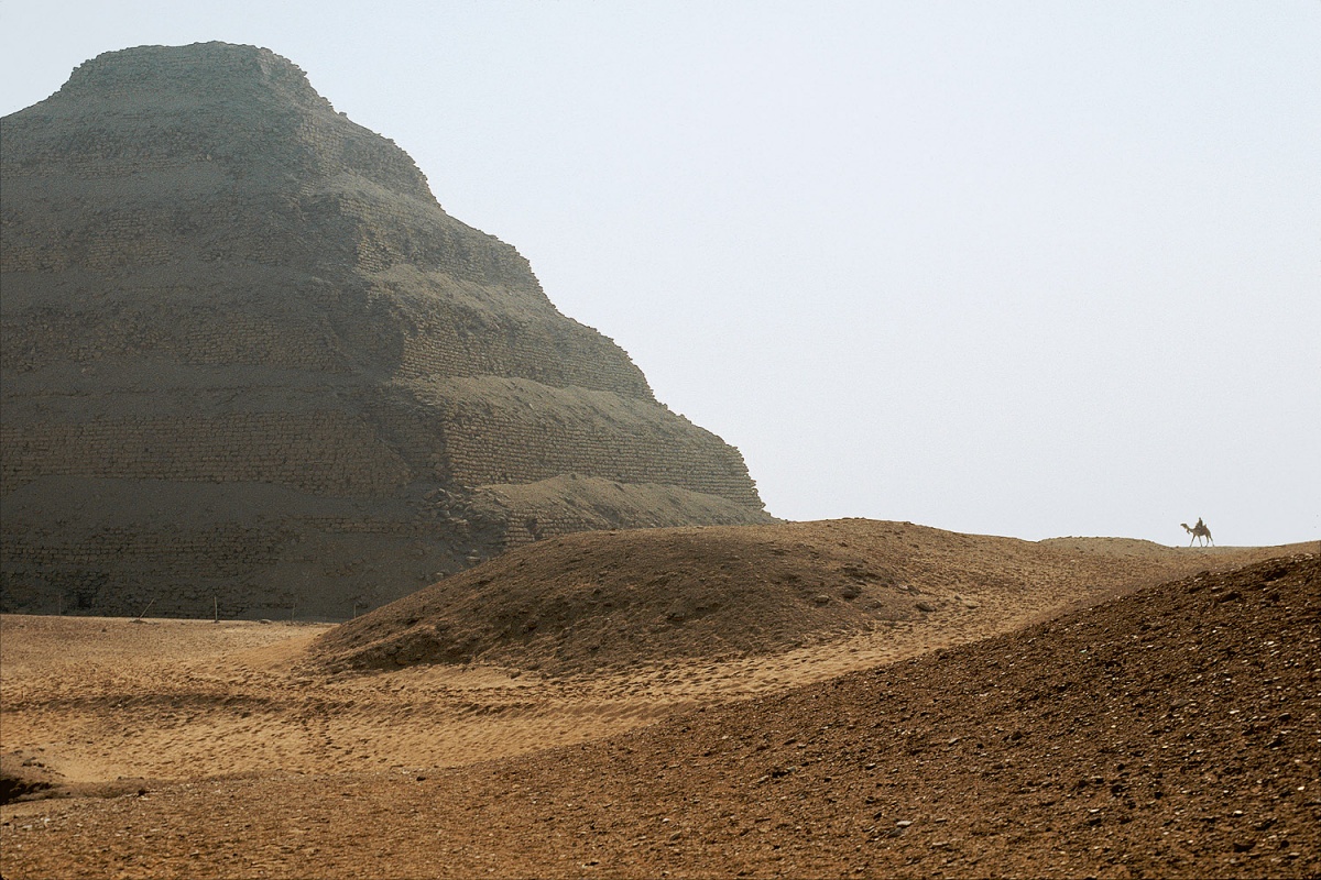 bill-hocker-pyramid-of-zosar-saqqara-egypt-1998