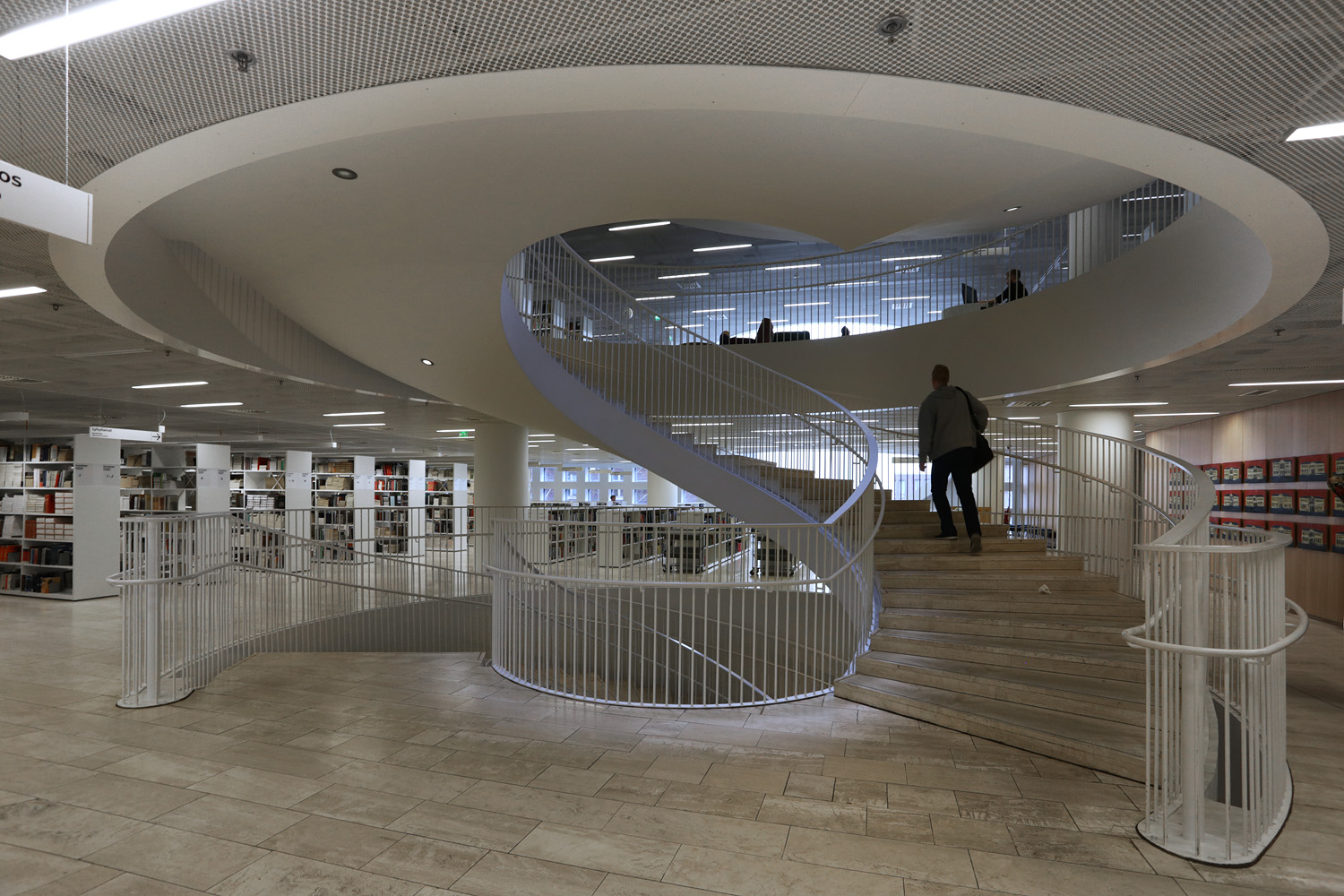 bill-hocker-university-library-helsinki-finland-2019