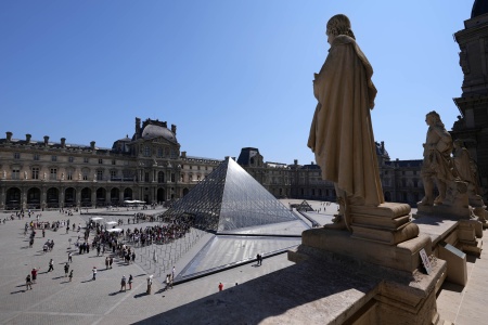 Louvre Museum
Paris, France
