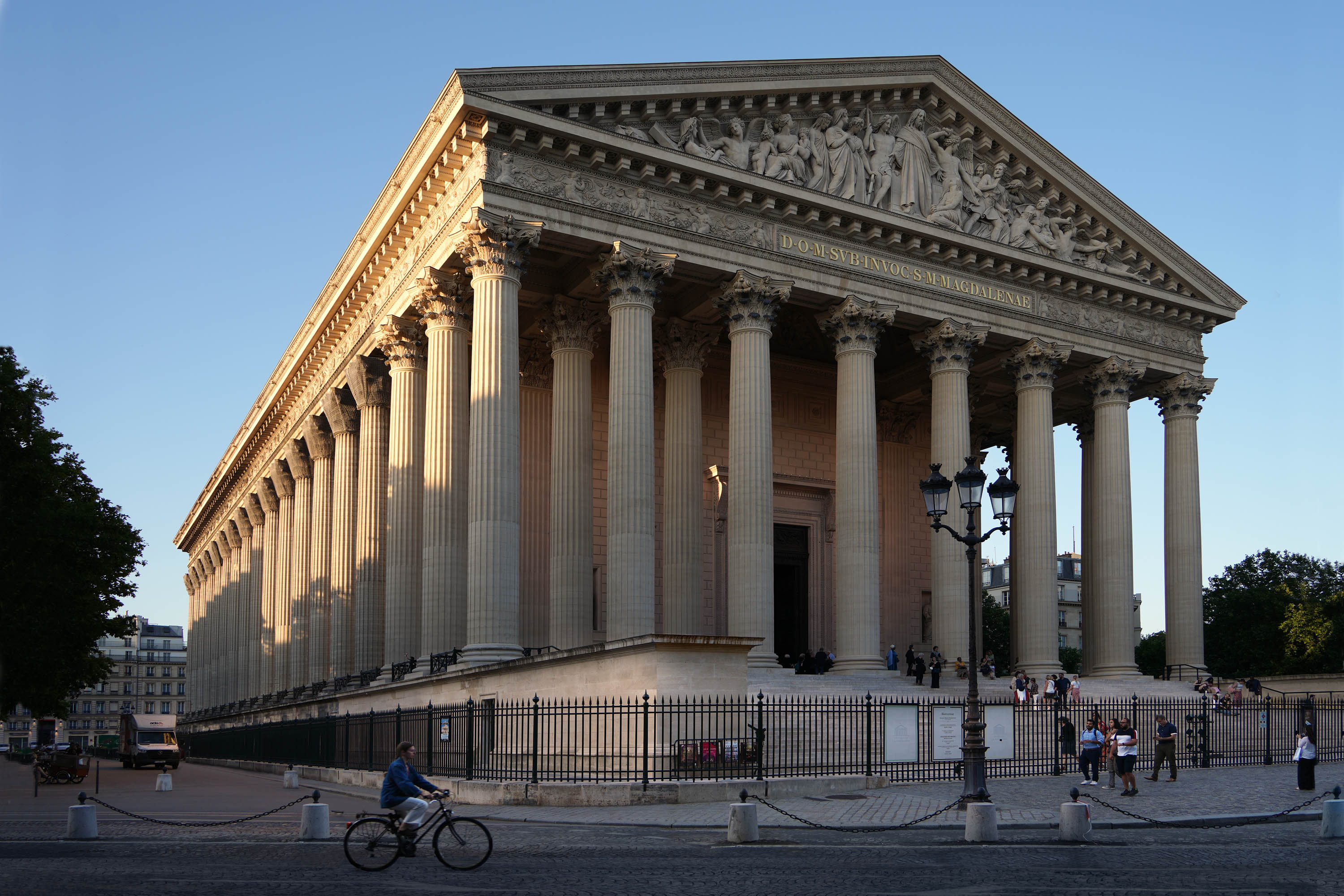 bill-hocker-la-madeliene-paris-france-2025