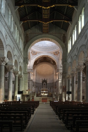 Basilique Saint-Martin de Tours
Tours, France
