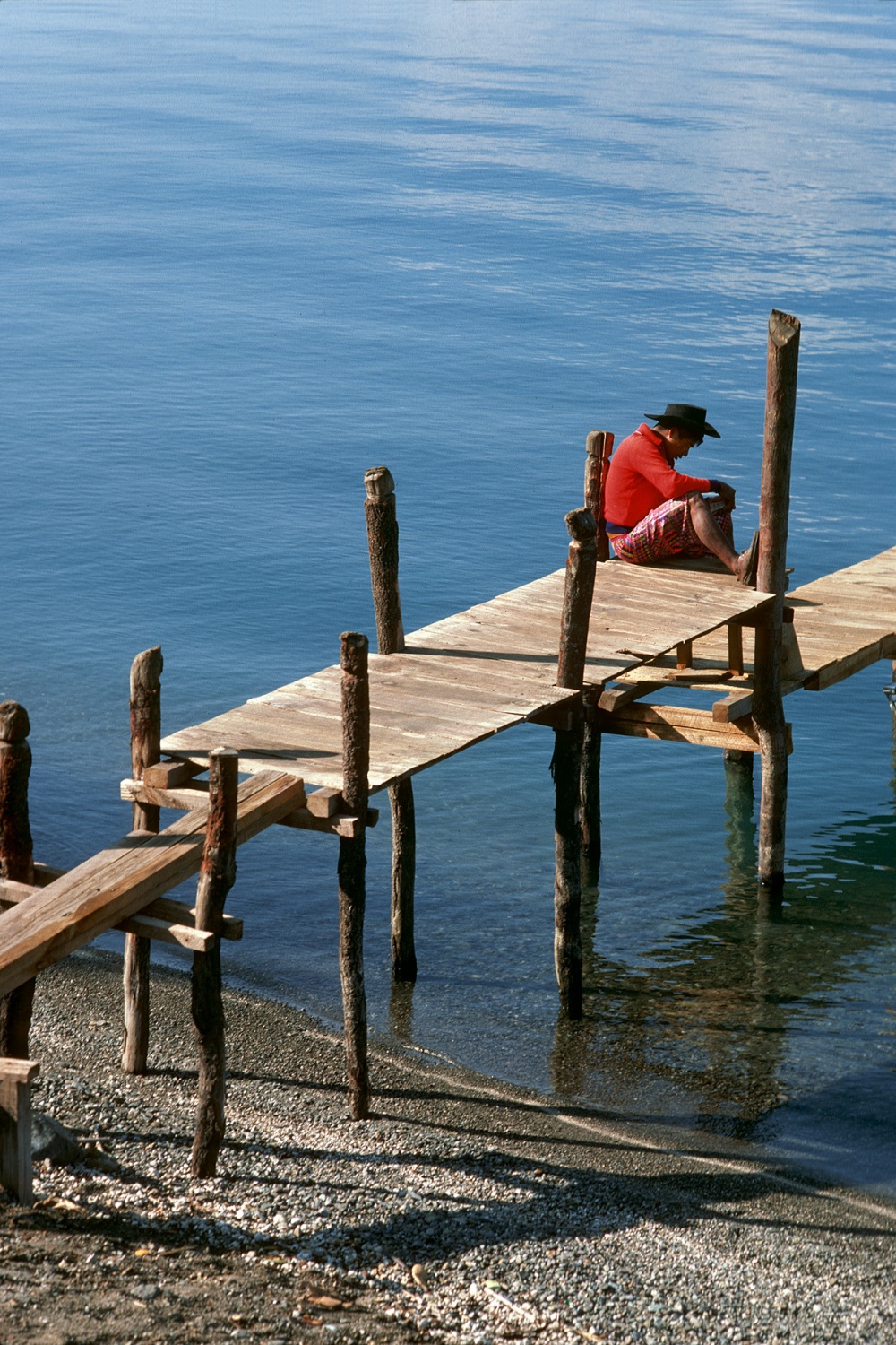 bill-hocker-ferry-landing-lake-atitlan-guatemala-1978